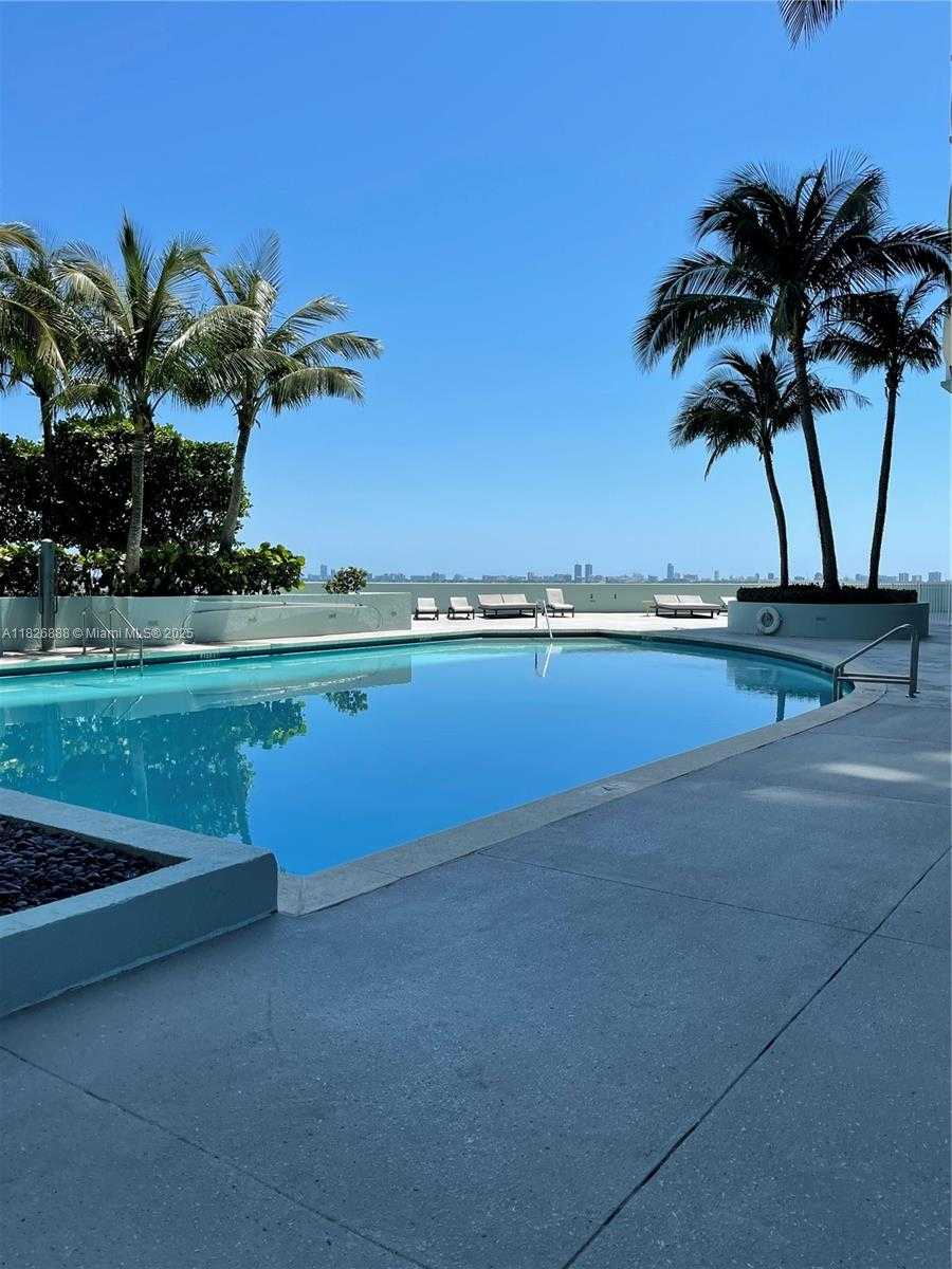 Small Image of 1900 NORTH BAYSHORE DR #2114, Miami Number 19