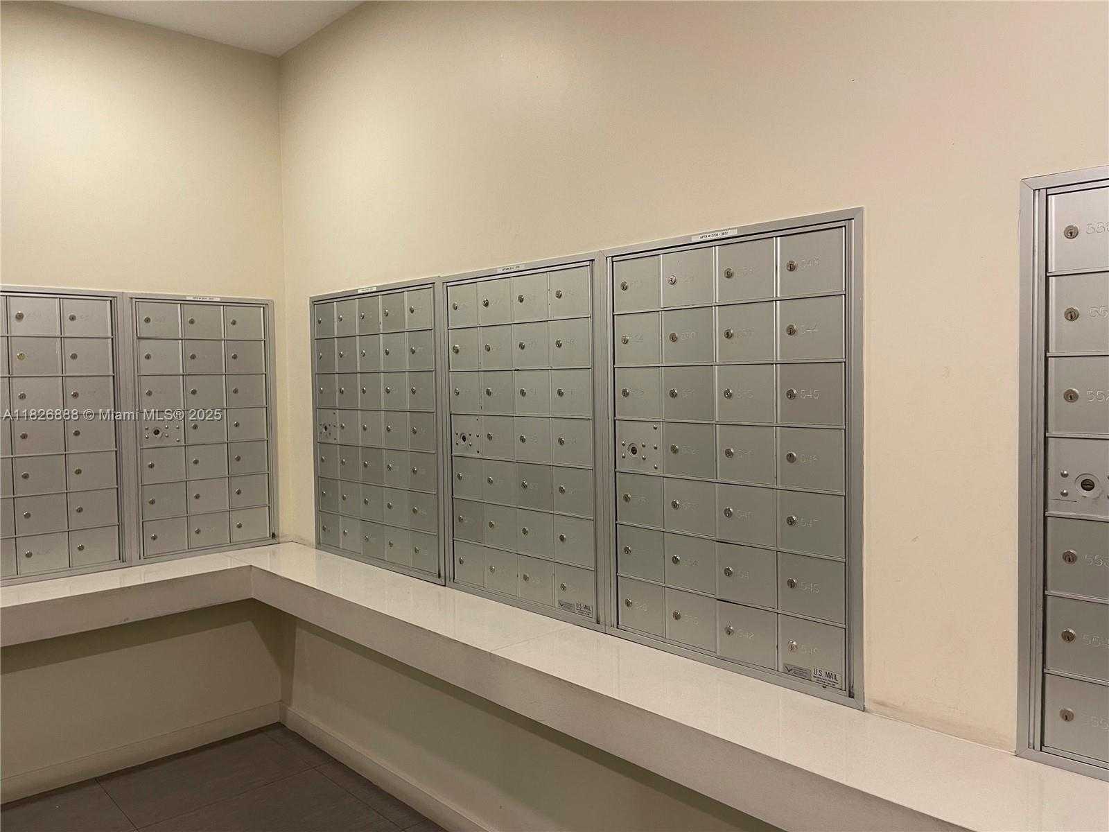 Small Image of 1900 NORTH BAYSHORE DR #2114, Miami Number 39
