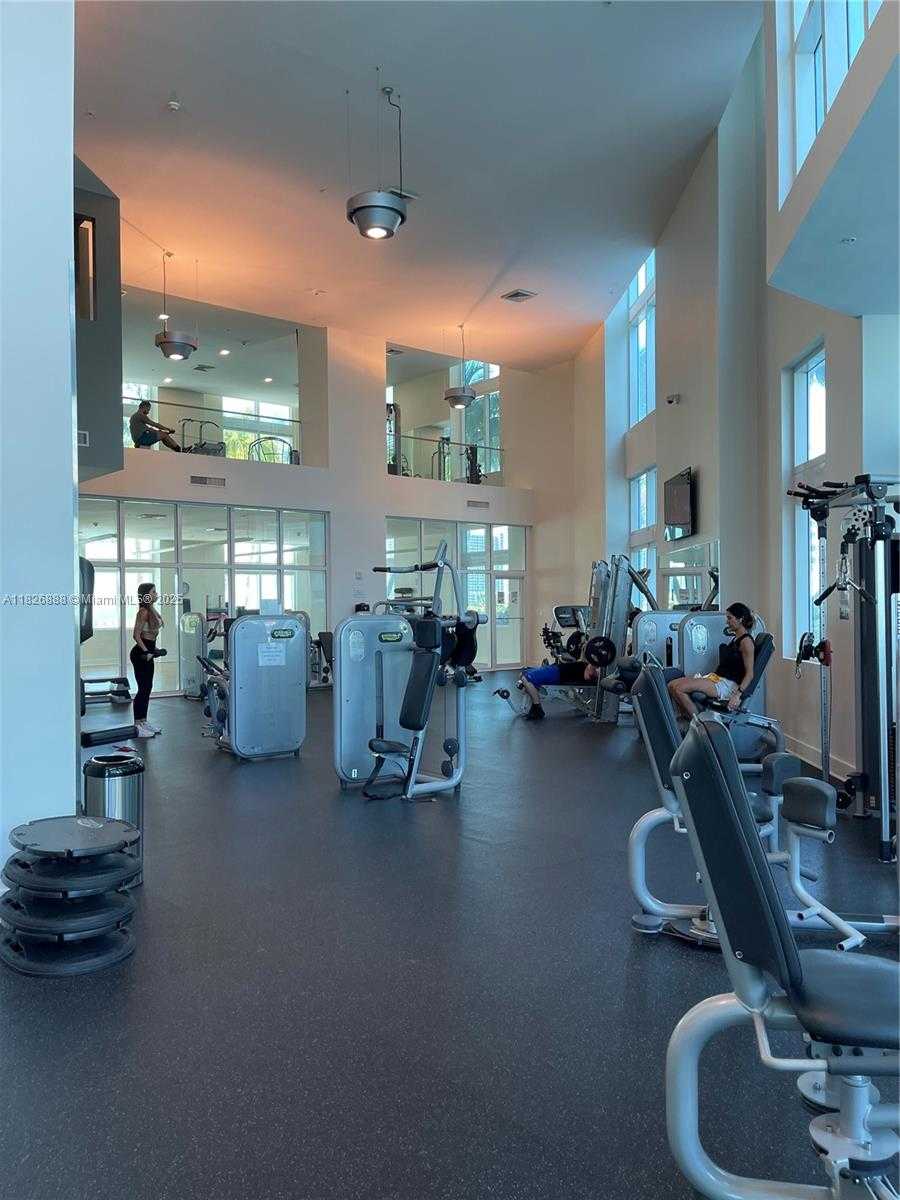 Small Image of 1900 NORTH BAYSHORE DR #2114, Miami Number 48