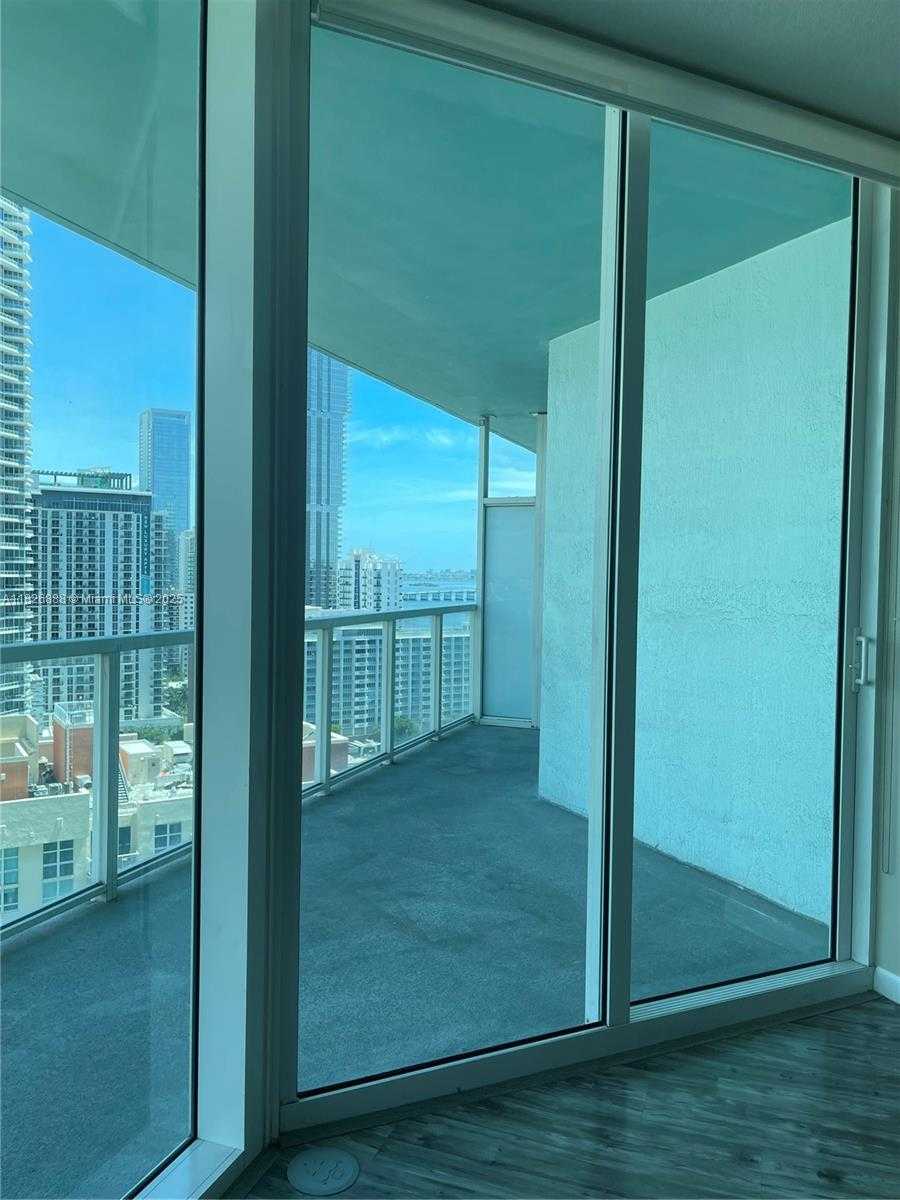 Small Image of 1900 NORTH BAYSHORE DR #2114, Miami Number 58