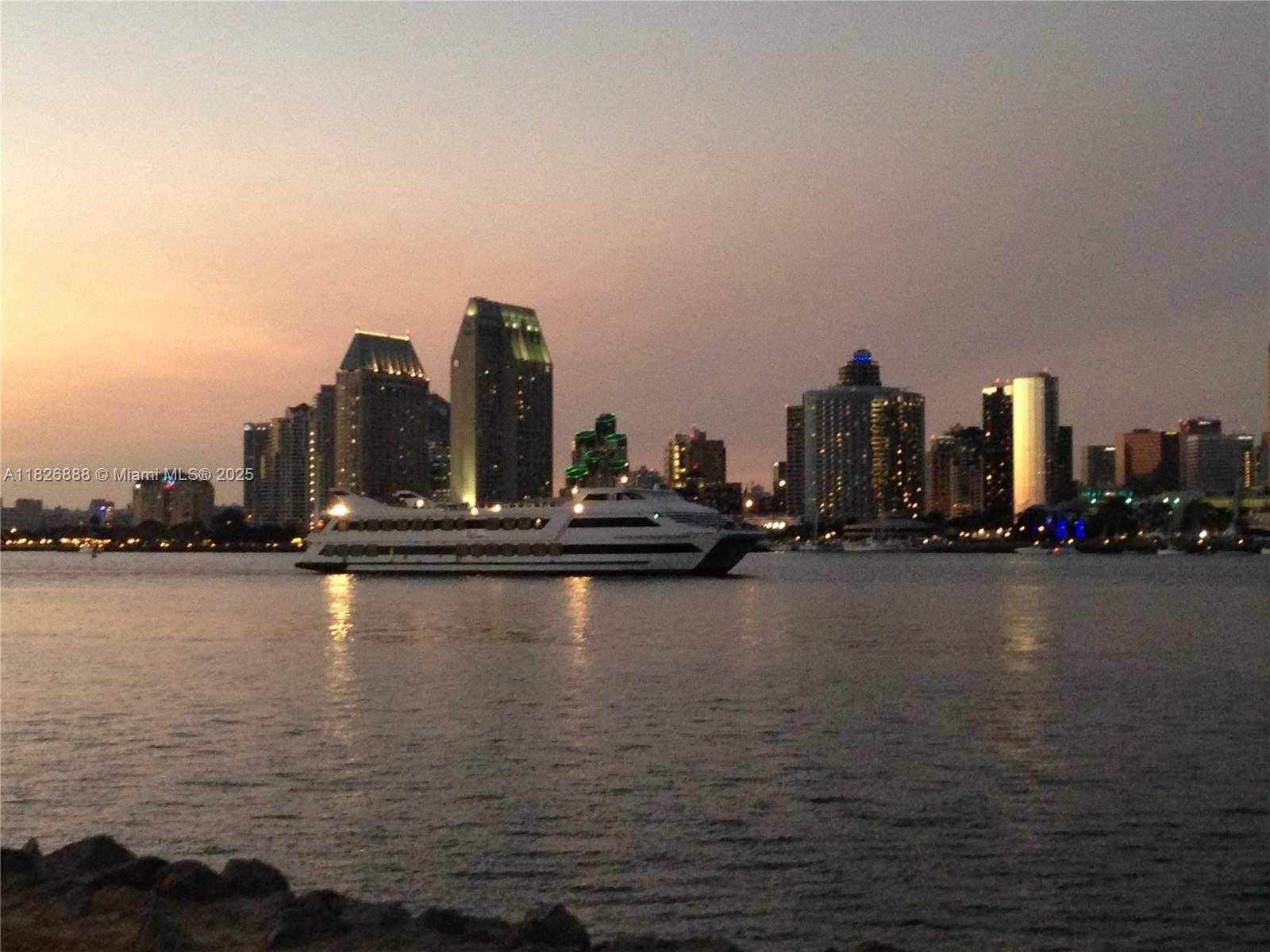 Small Image of 1900 NORTH BAYSHORE DR #2114, Miami Number 64
