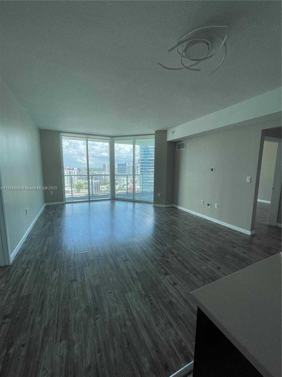 Small Image of 1900 NORTH BAYSHORE DR #2114, Miami Number 7