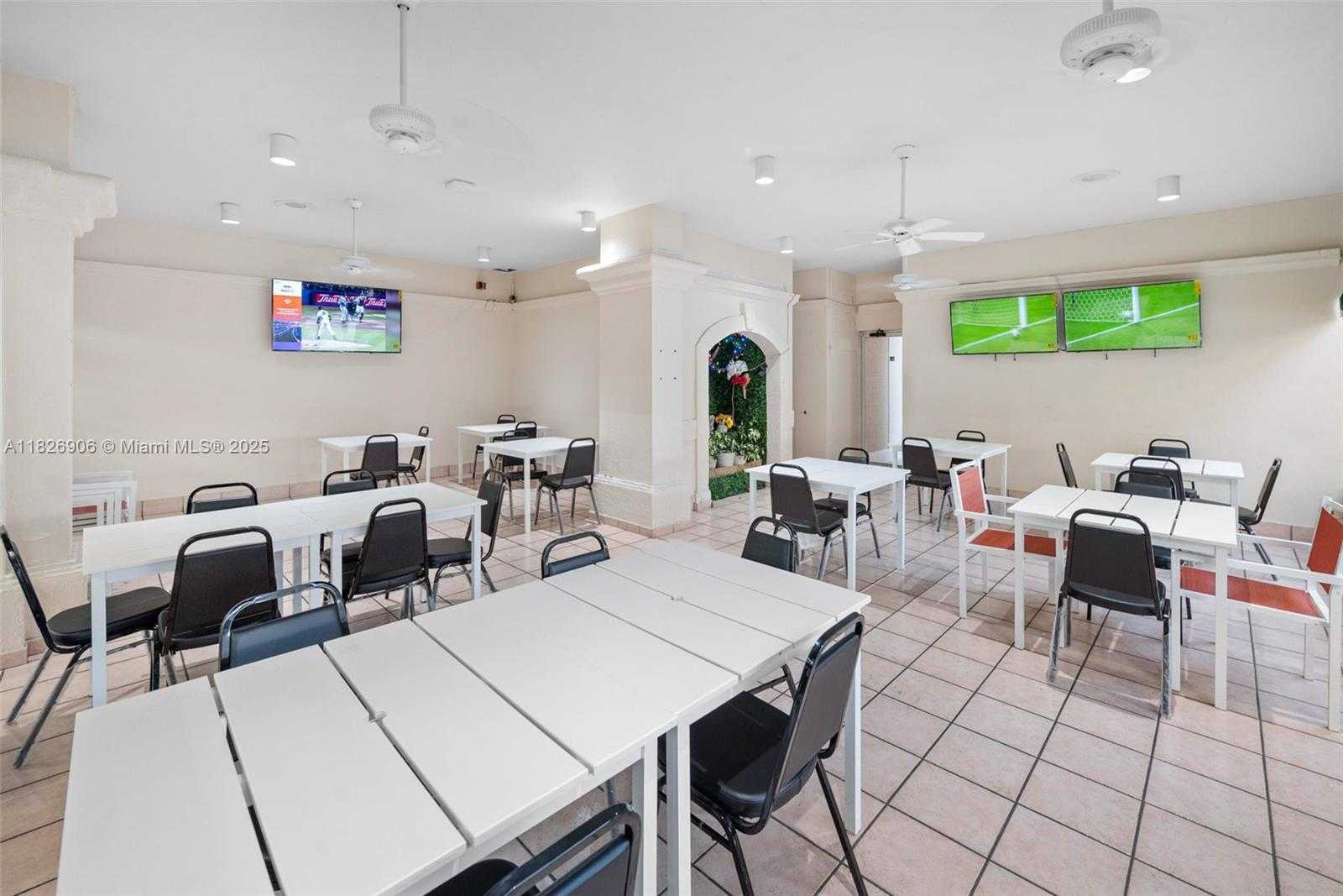 Small Image of 18081 BISCAYNE BLVD #1903, Aventura Number 42