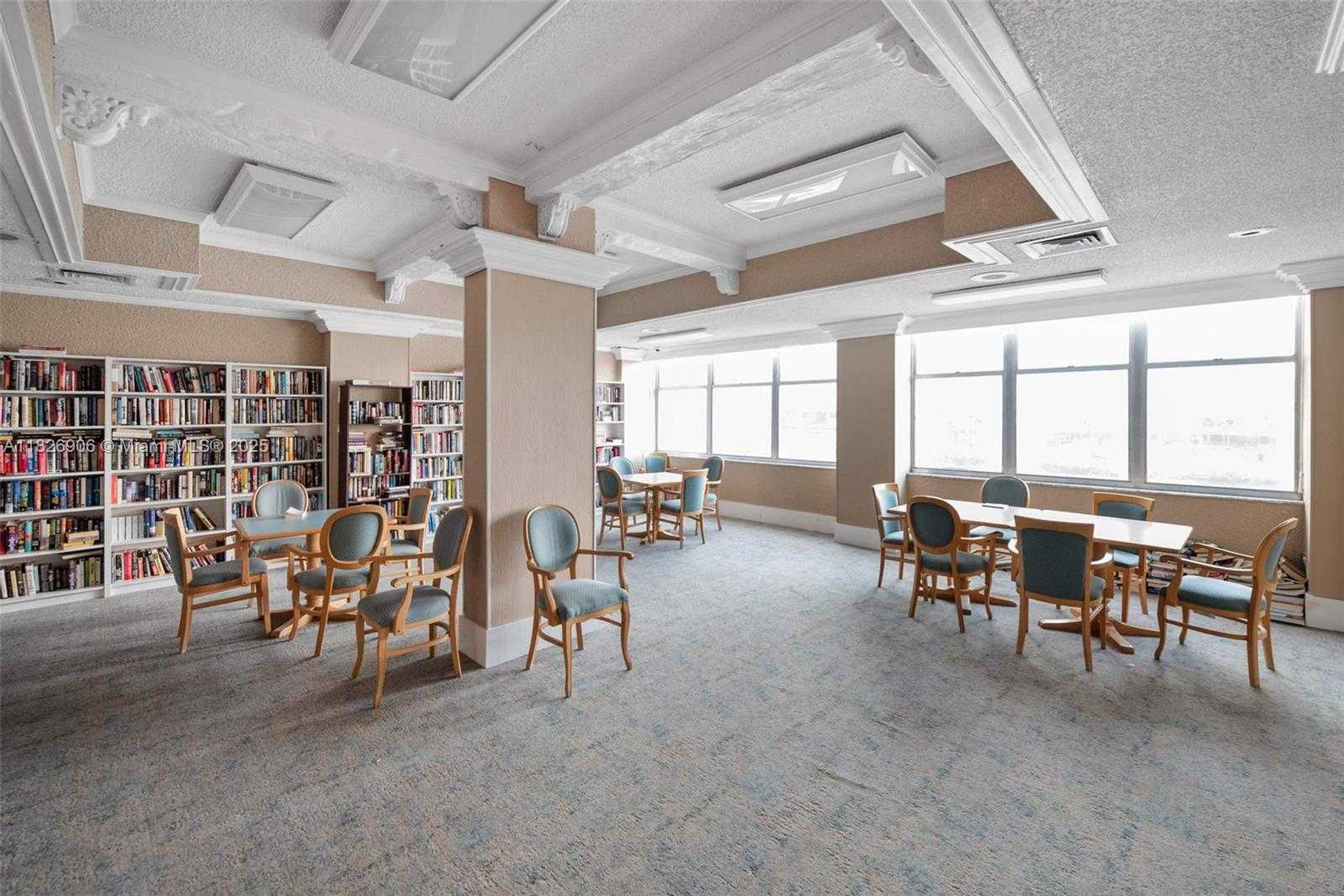 Small Image of 18081 BISCAYNE BLVD #1903, Aventura Number 43