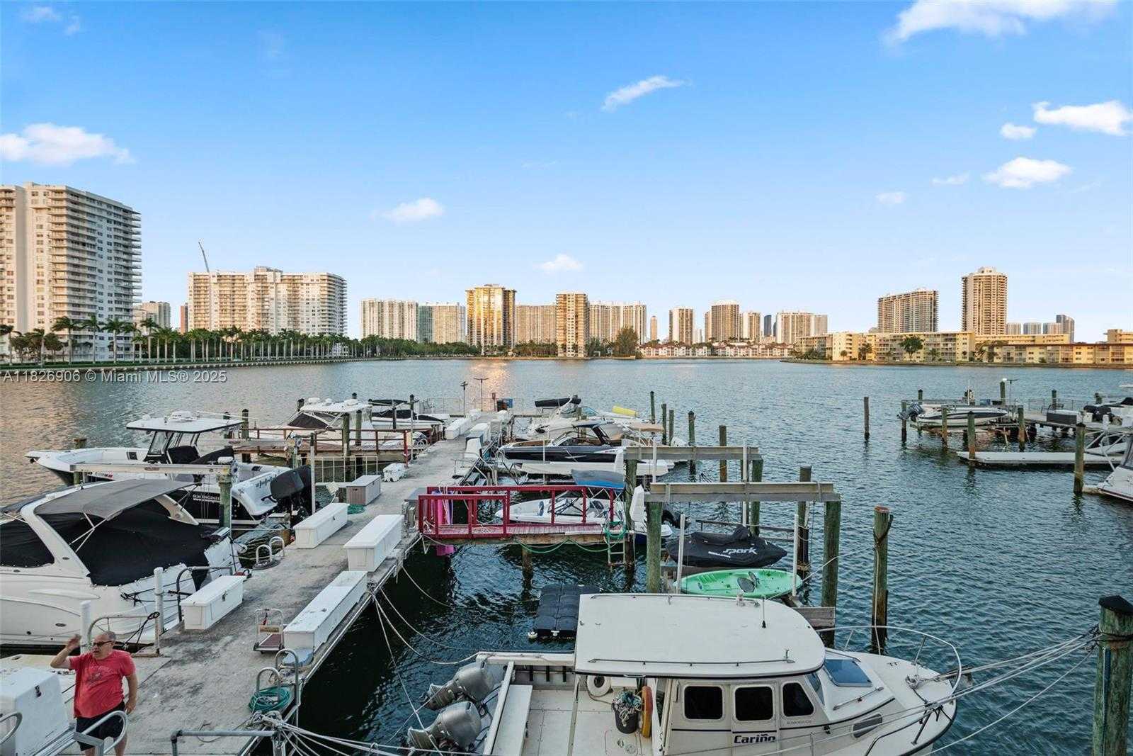 Small Image of 18081 BISCAYNE BLVD #1903, Aventura Number 45