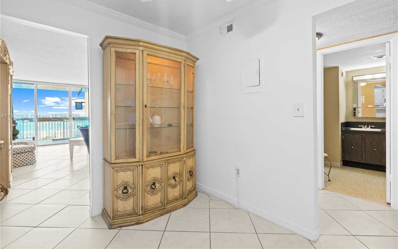 Small Image of 18081 BISCAYNE BLVD #1903, Aventura Number 53