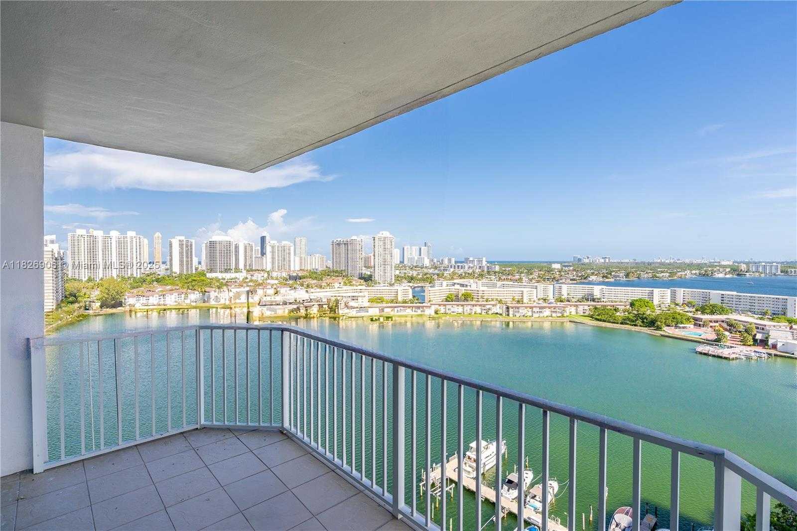 Small Image of 18081 BISCAYNE BLVD #1903, Aventura Number 59