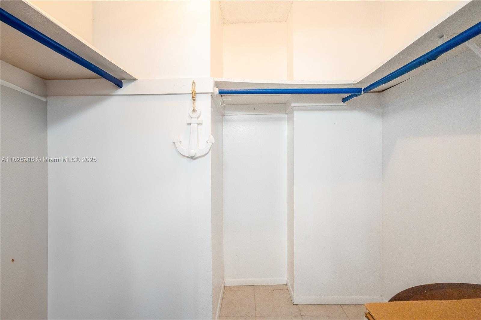 Small Image of 18081 BISCAYNE BLVD #1903, Aventura Number 68