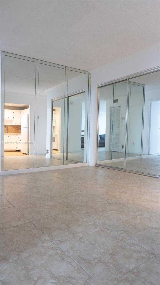 Small Image of 16851 NORTH EAST 23RD AVE #B621, North Miami Beach Number 5