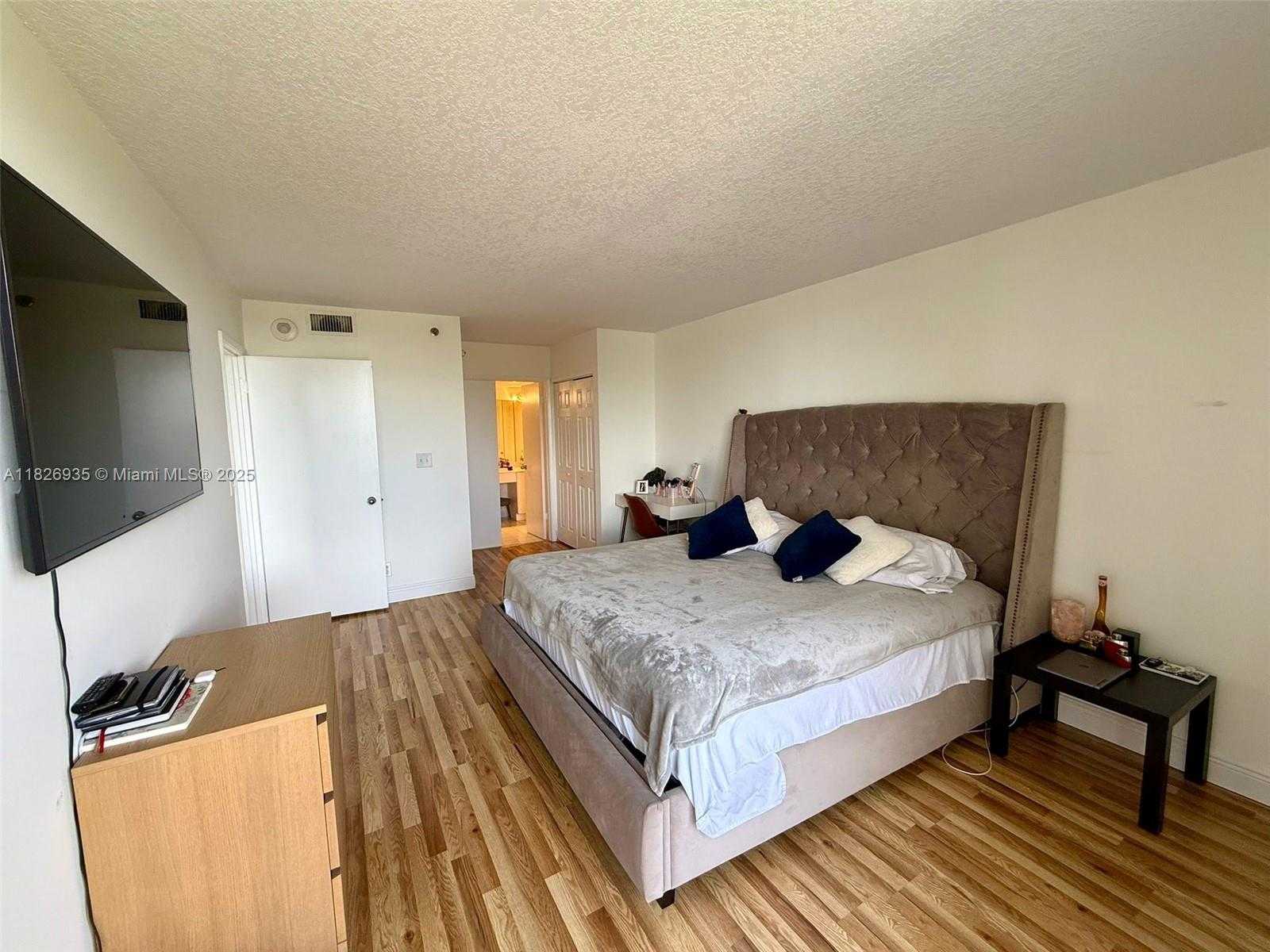 Small Image of 3300 NORTH EAST 192ND ST #512, Aventura Number 20