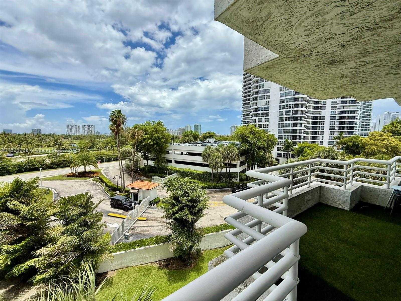 Small Image of 3300 NORTH EAST 192ND ST #512, Aventura Number 24