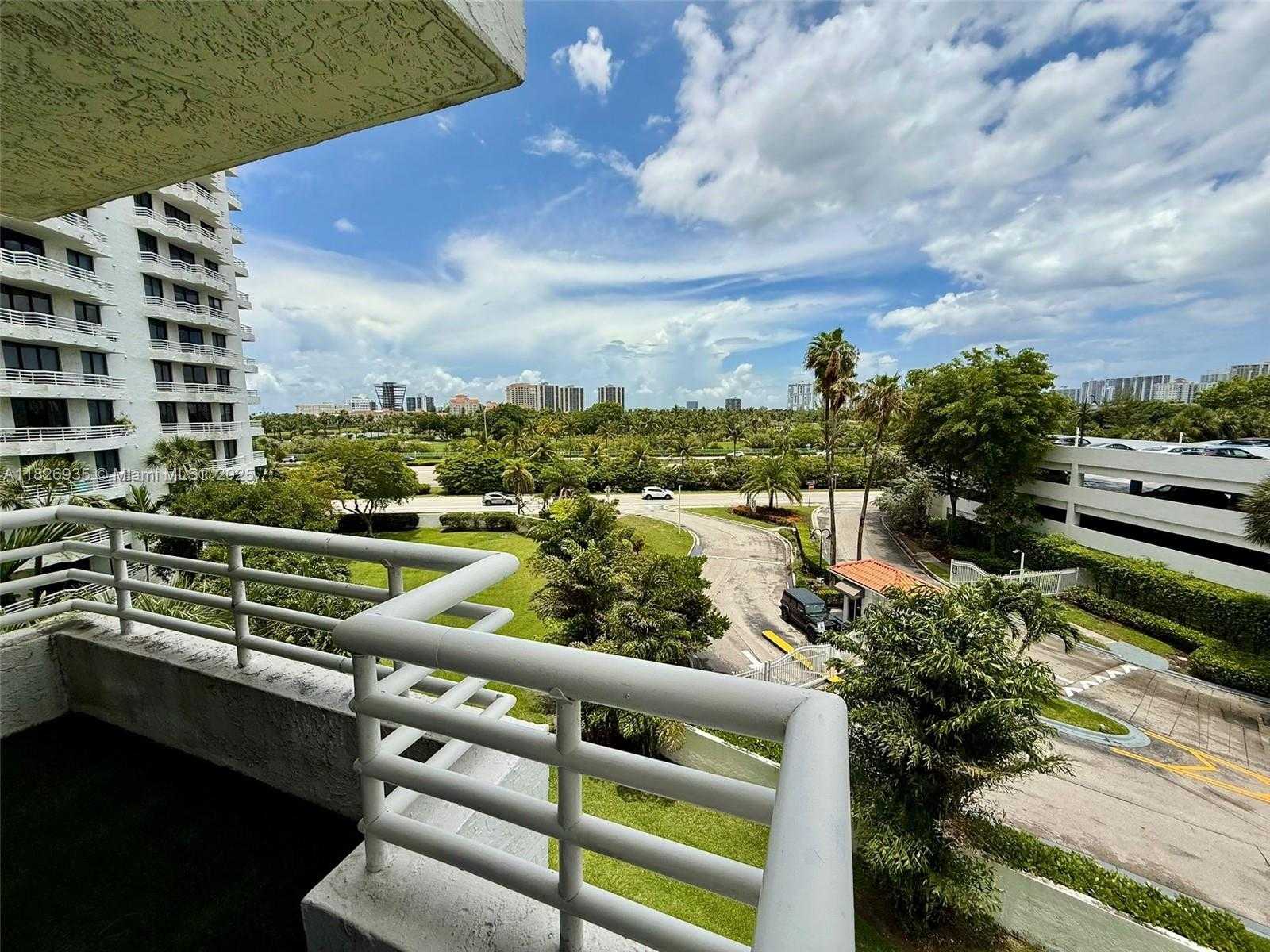 Small Image of 3300 NORTH EAST 192ND ST #512, Aventura Number 25