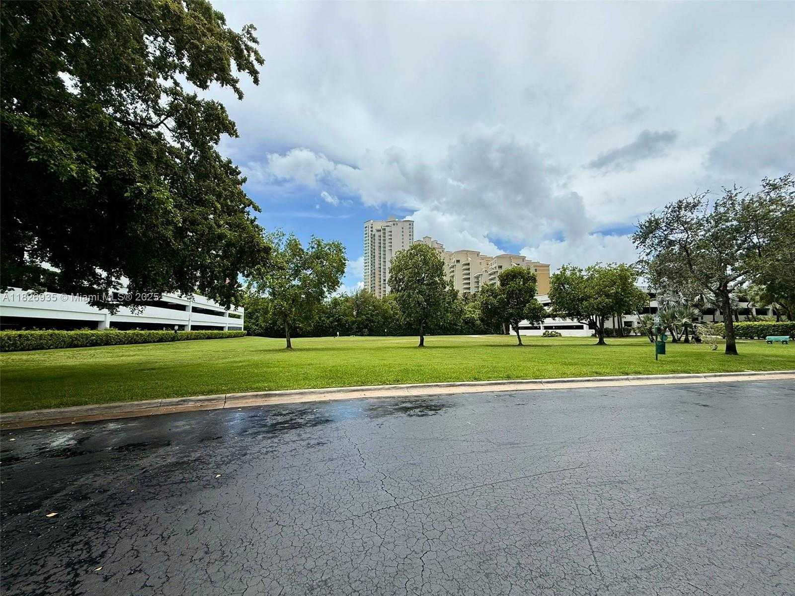 Small Image of 3300 NORTH EAST 192ND ST #512, Aventura Number 30
