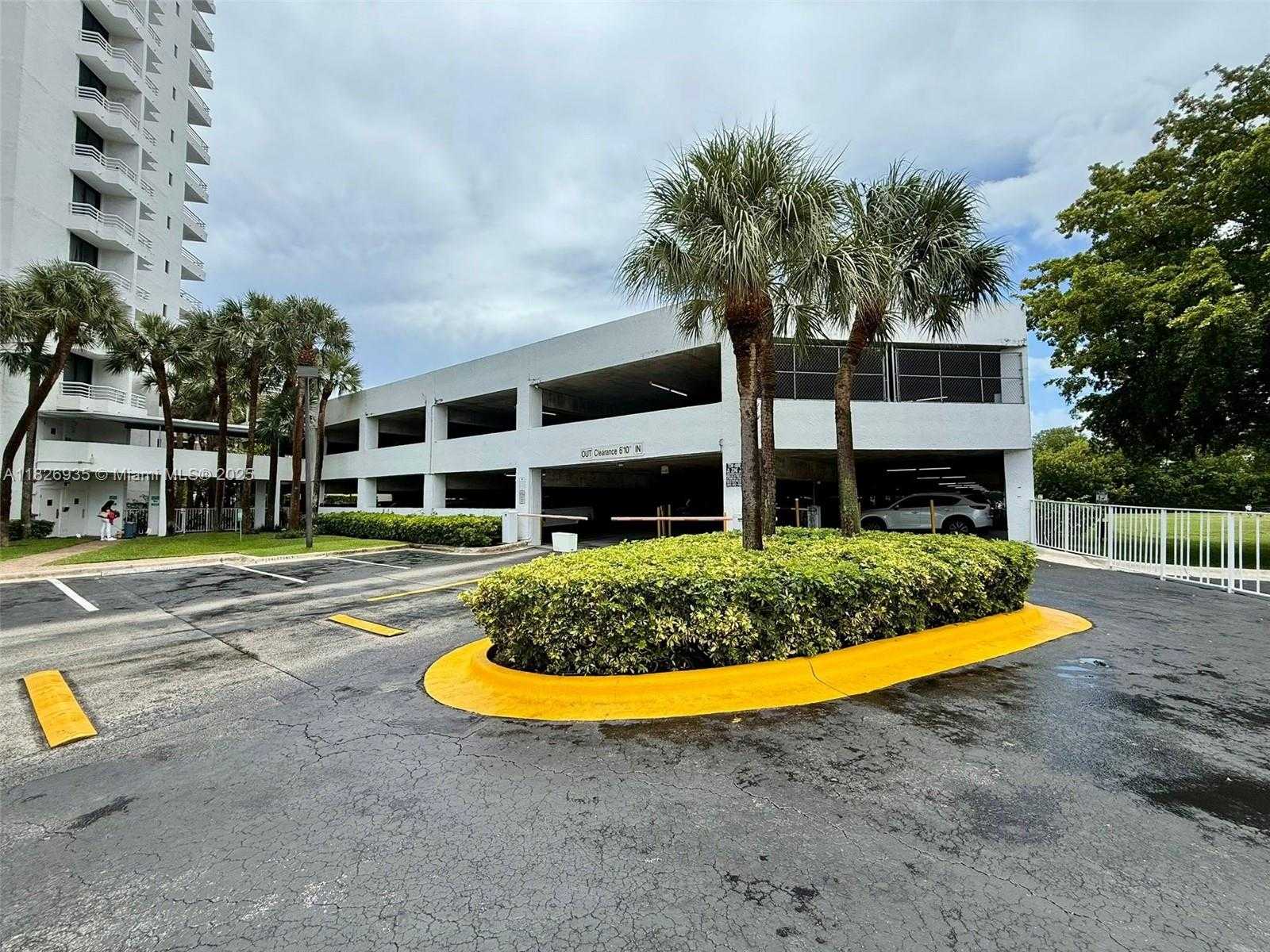 Small Image of 3300 NORTH EAST 192ND ST #512, Aventura Number 31