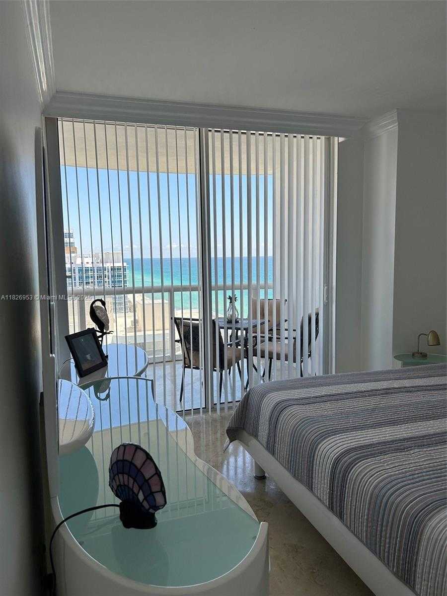 Small Image of 6365 COLLINS AVE #2309, Miami Beach Number 23
