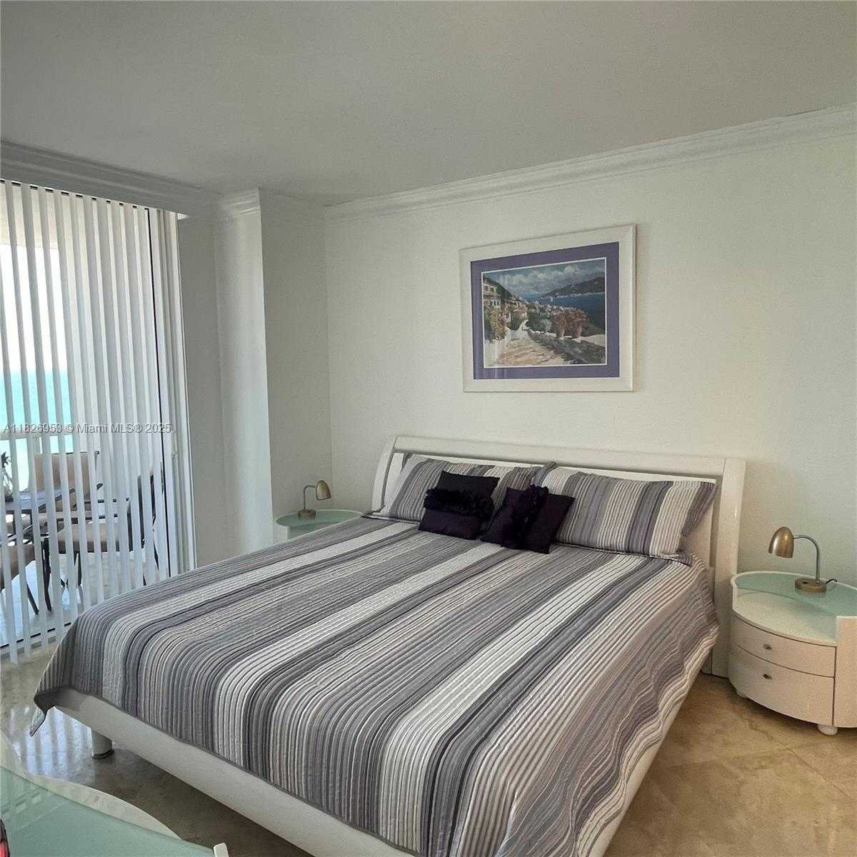 Small Image of 6365 COLLINS AVE #2309, Miami Beach Number 26
