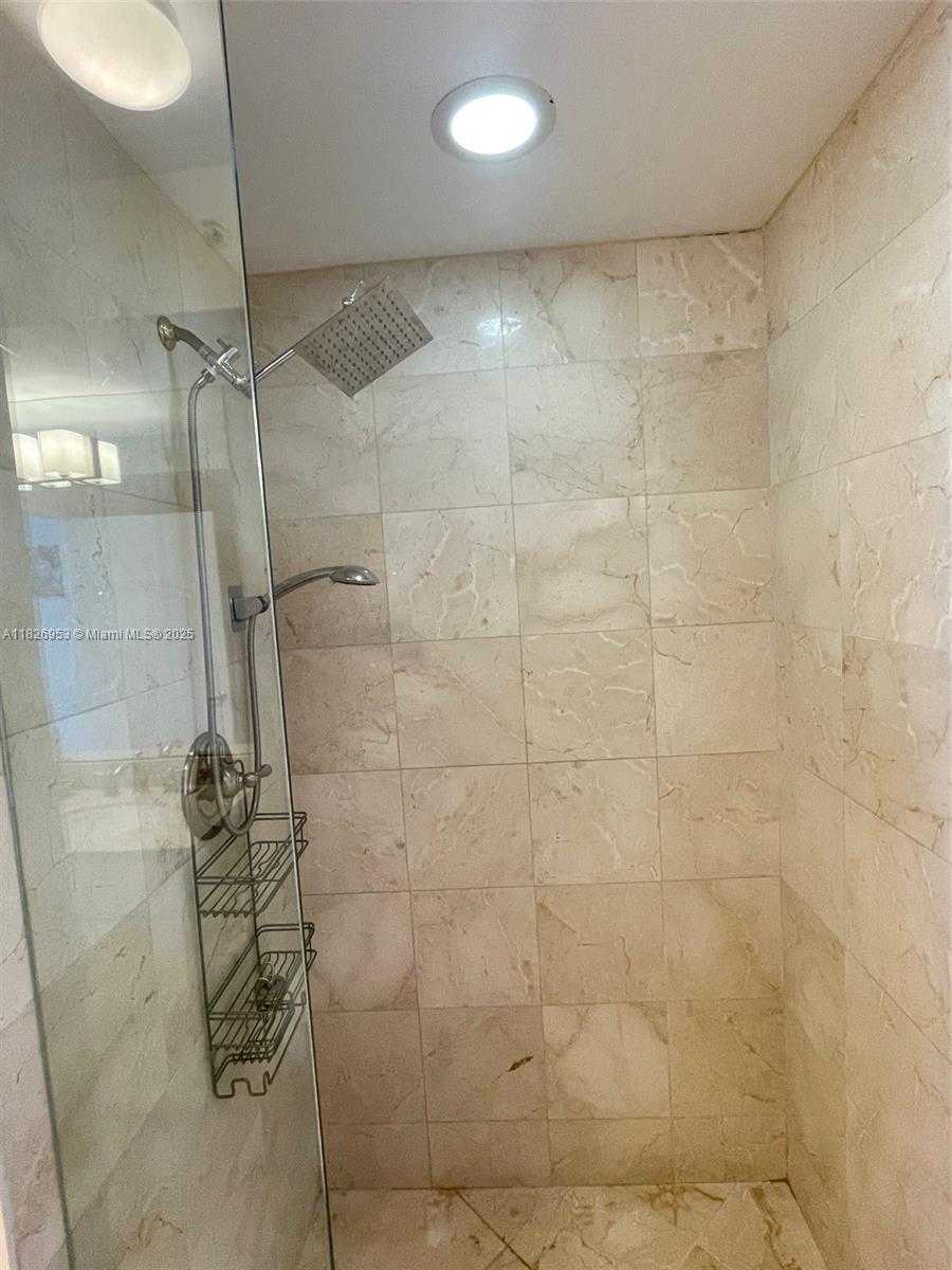 Small Image of 6365 COLLINS AVE #2309, Miami Beach Number 34