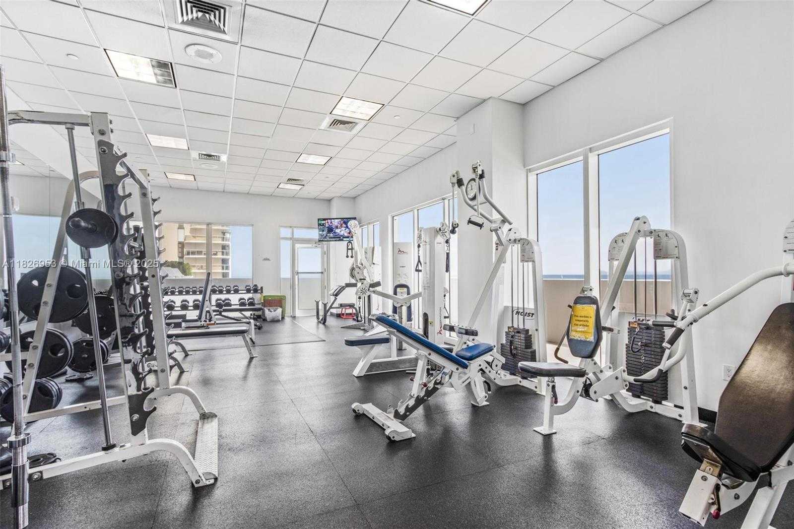 Small Image of 6365 COLLINS AVE #2309, Miami Beach Number 47