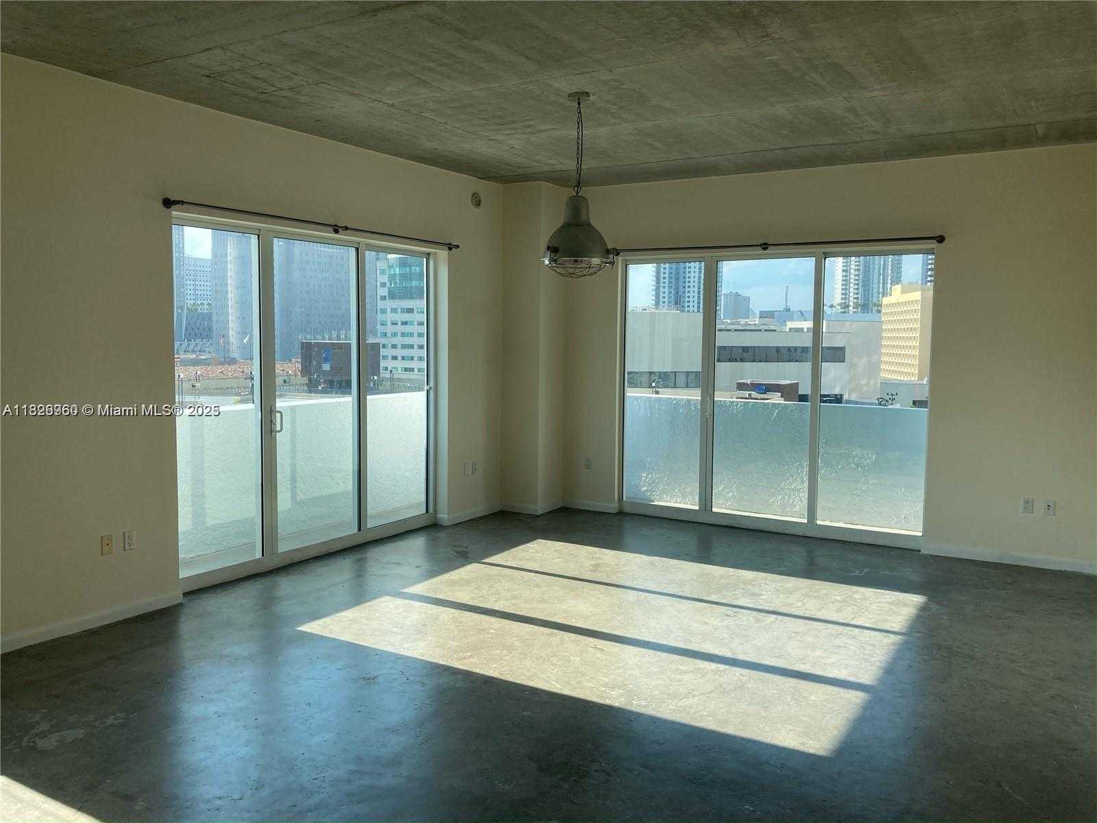 Small Image of 133 NORTH EAST 2ND AVE #913, Miami Number 8