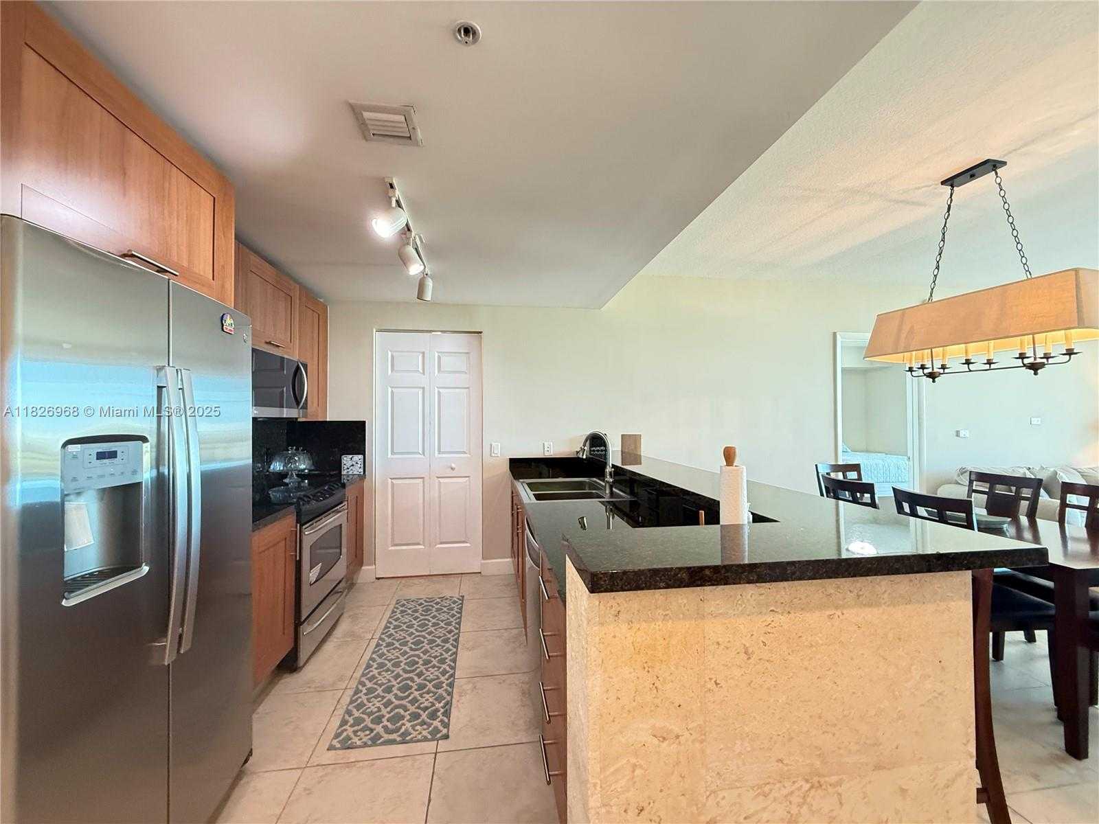Small Image of 1300 PONCE DE LEON BLVD #1005, Coral Gables Number 13