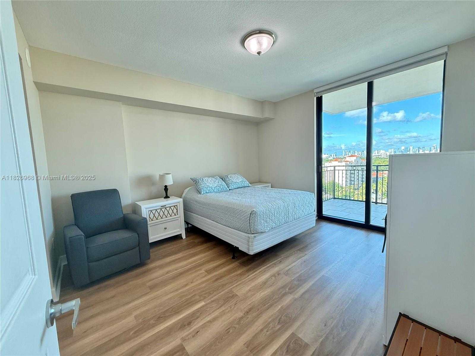 Small Image of 1300 PONCE DE LEON BLVD #1005, Coral Gables Number 2