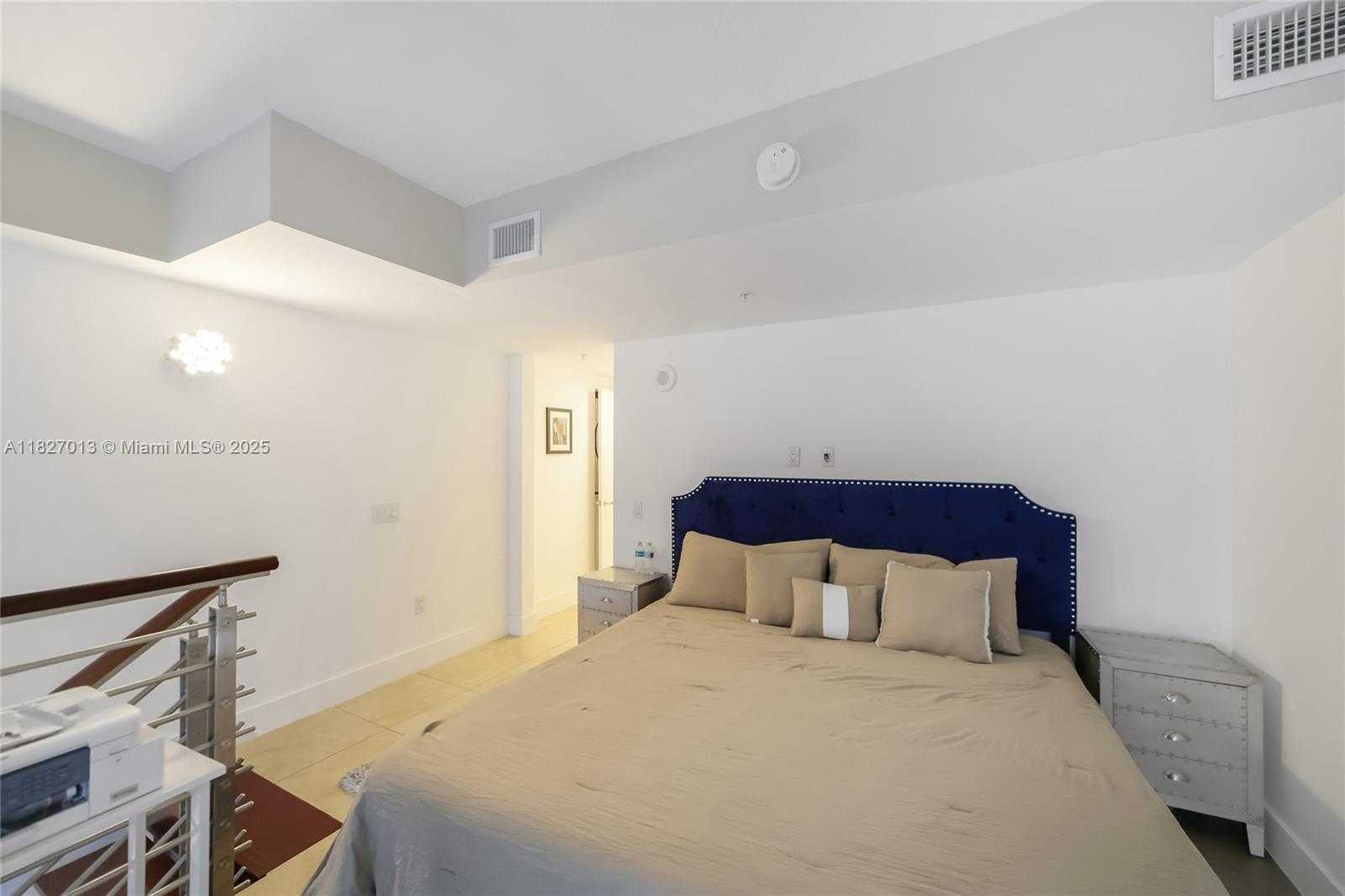 Small Image of 41 SOUTH EAST 5TH ST #1303, Miami Number 10