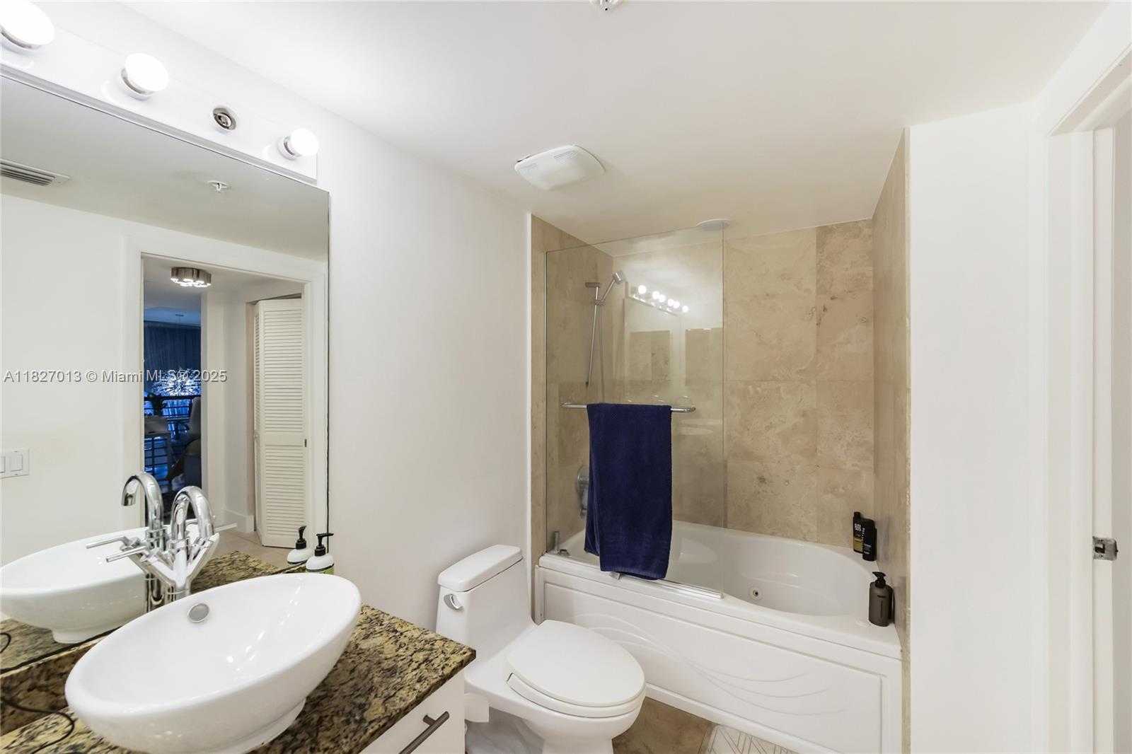 Small Image of 41 SOUTH EAST 5TH ST #1303, Miami Number 12