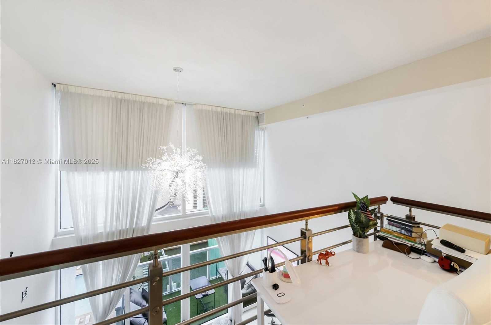 Small Image of 41 SOUTH EAST 5TH ST #1303, Miami Number 13