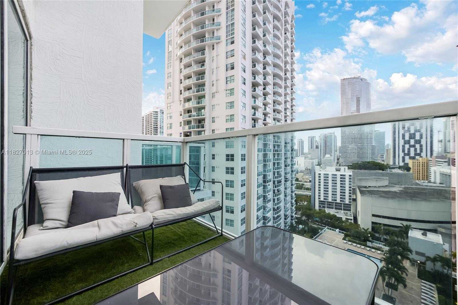 Small Image of 41 SOUTH EAST 5TH ST #1303, Miami Number 19