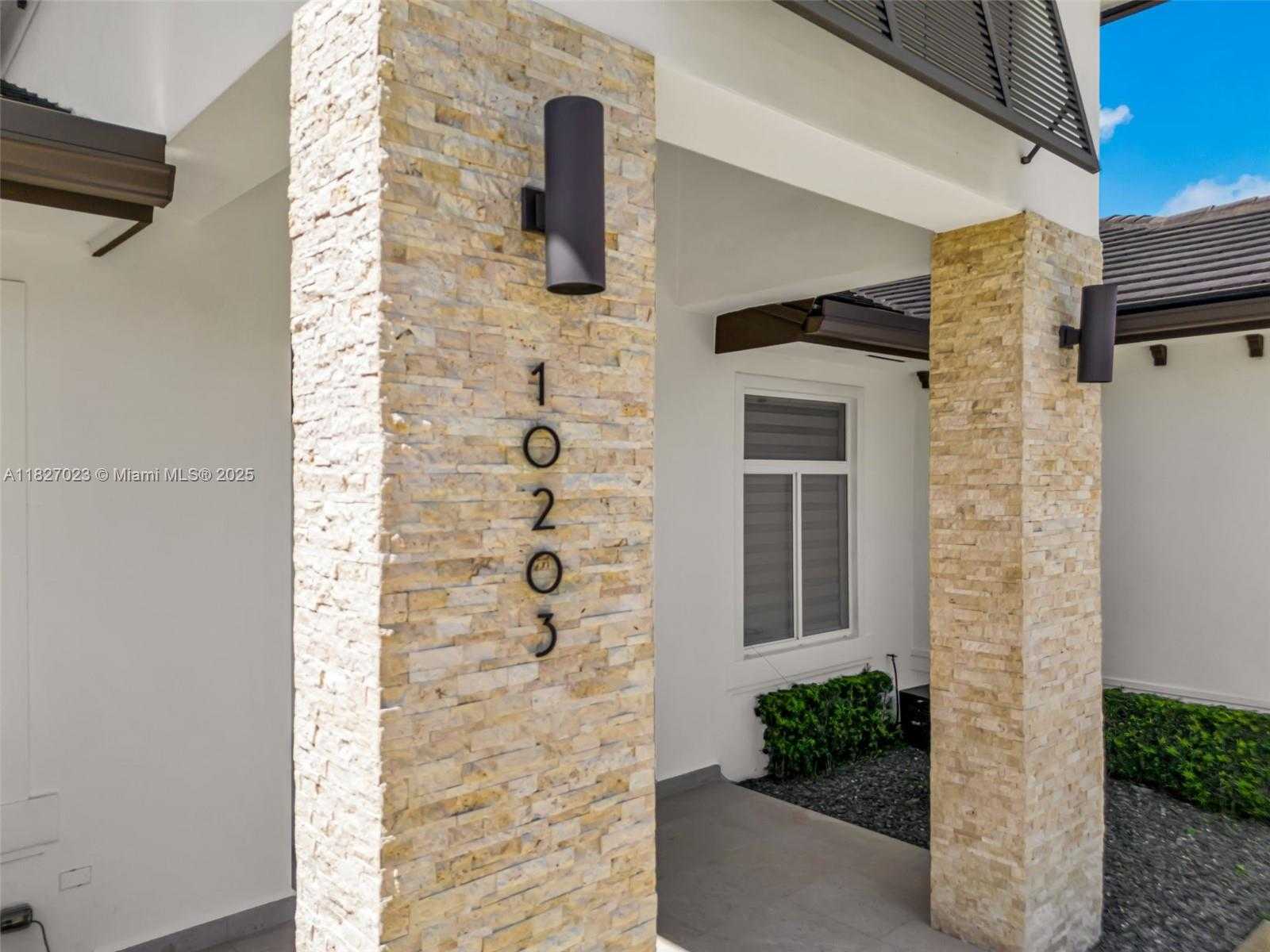 Small Image of 10203 SOUTH WEST 136TH ST, Miami Number 54