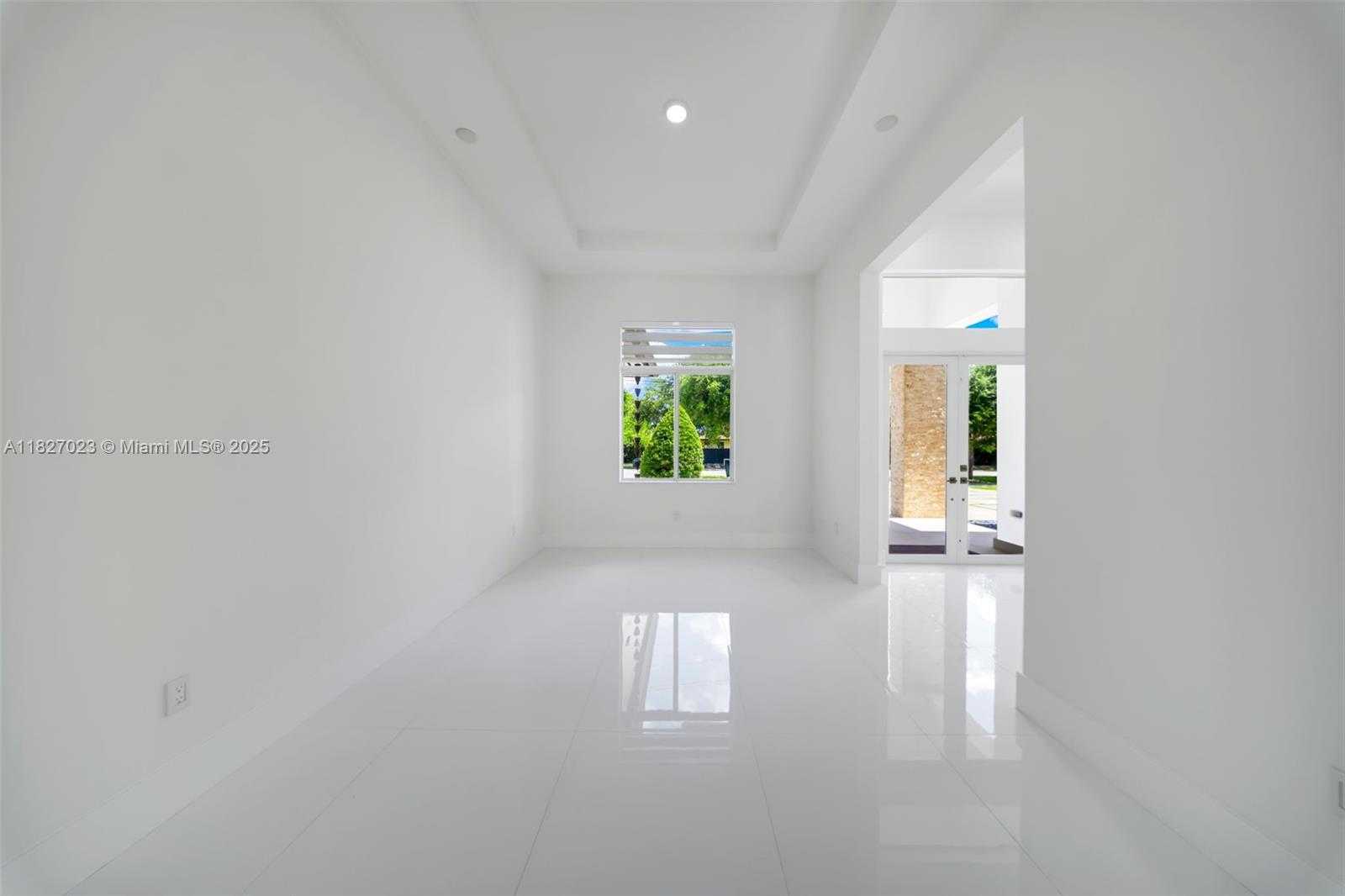 Small Image of 10203 SOUTH WEST 136TH ST, Miami Number 59