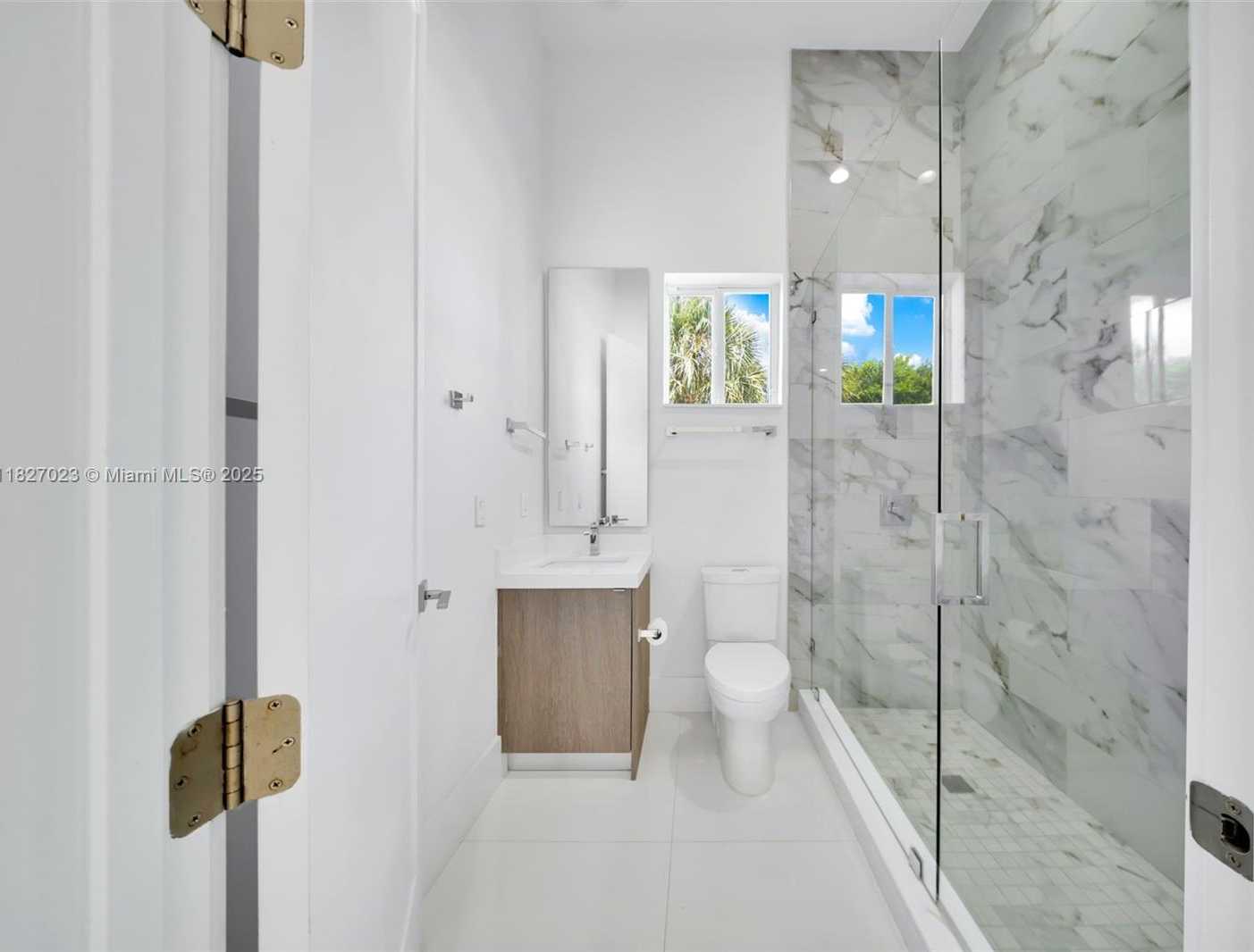 Small Image of 10203 SOUTH WEST 136TH ST, Miami Number 76
