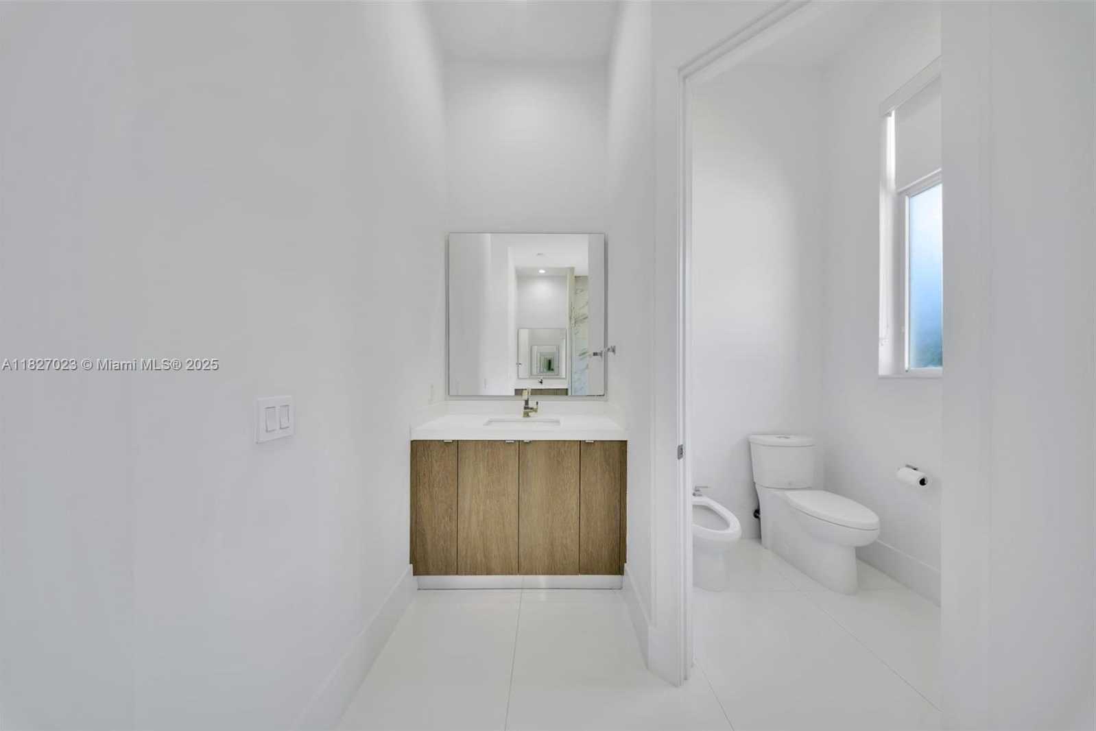 Small Image of 10203 SOUTH WEST 136TH ST, Miami Number 88