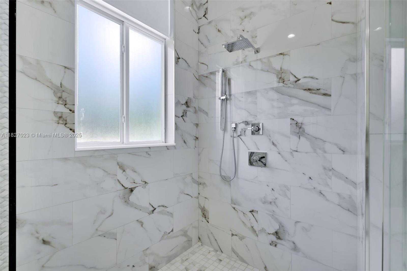 Small Image of 10203 SOUTH WEST 136TH ST, Miami Number 89