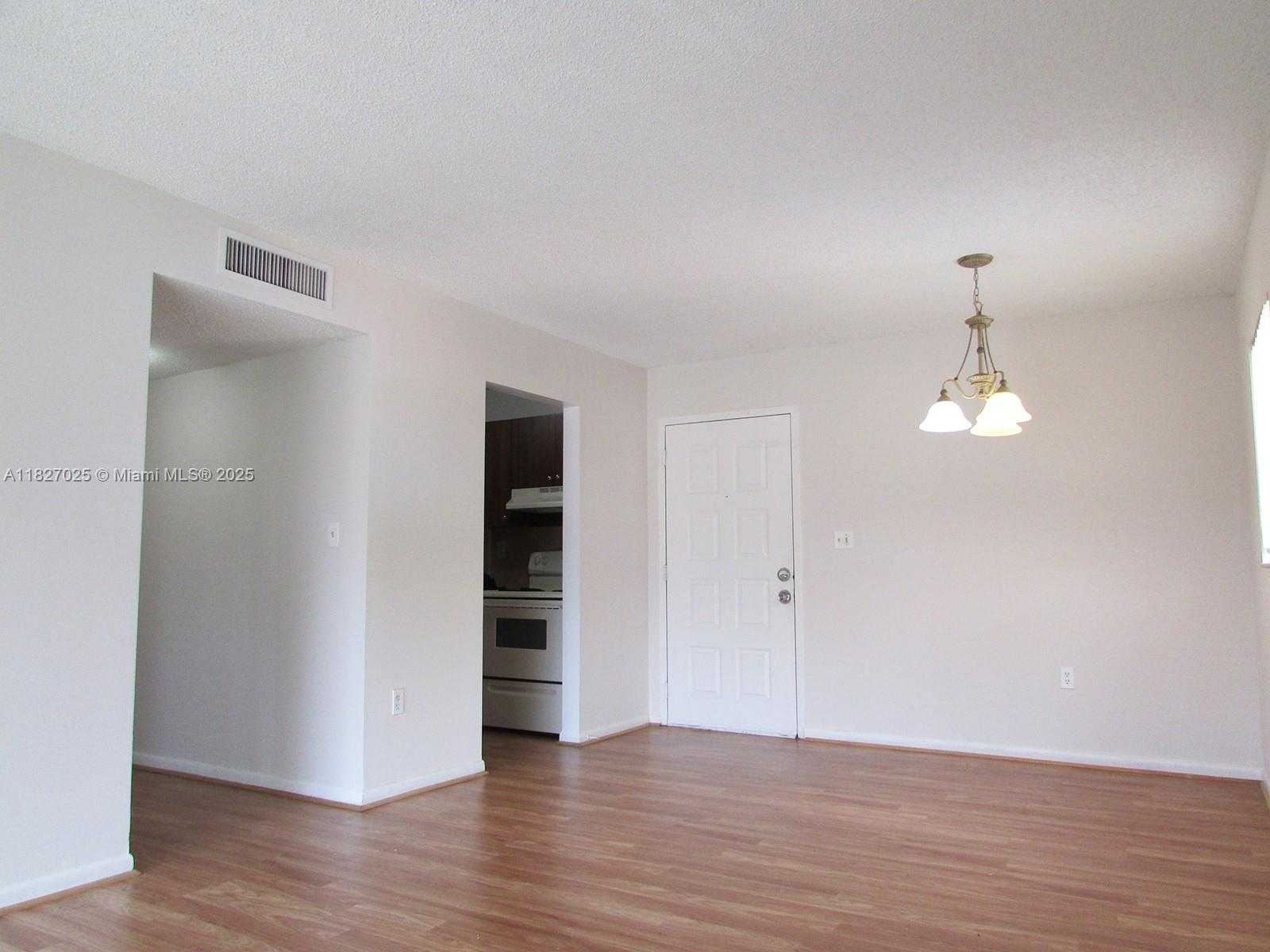 Small Image of 7407 SOUTH WEST 152ND AVE #4-204, Miami Number 3