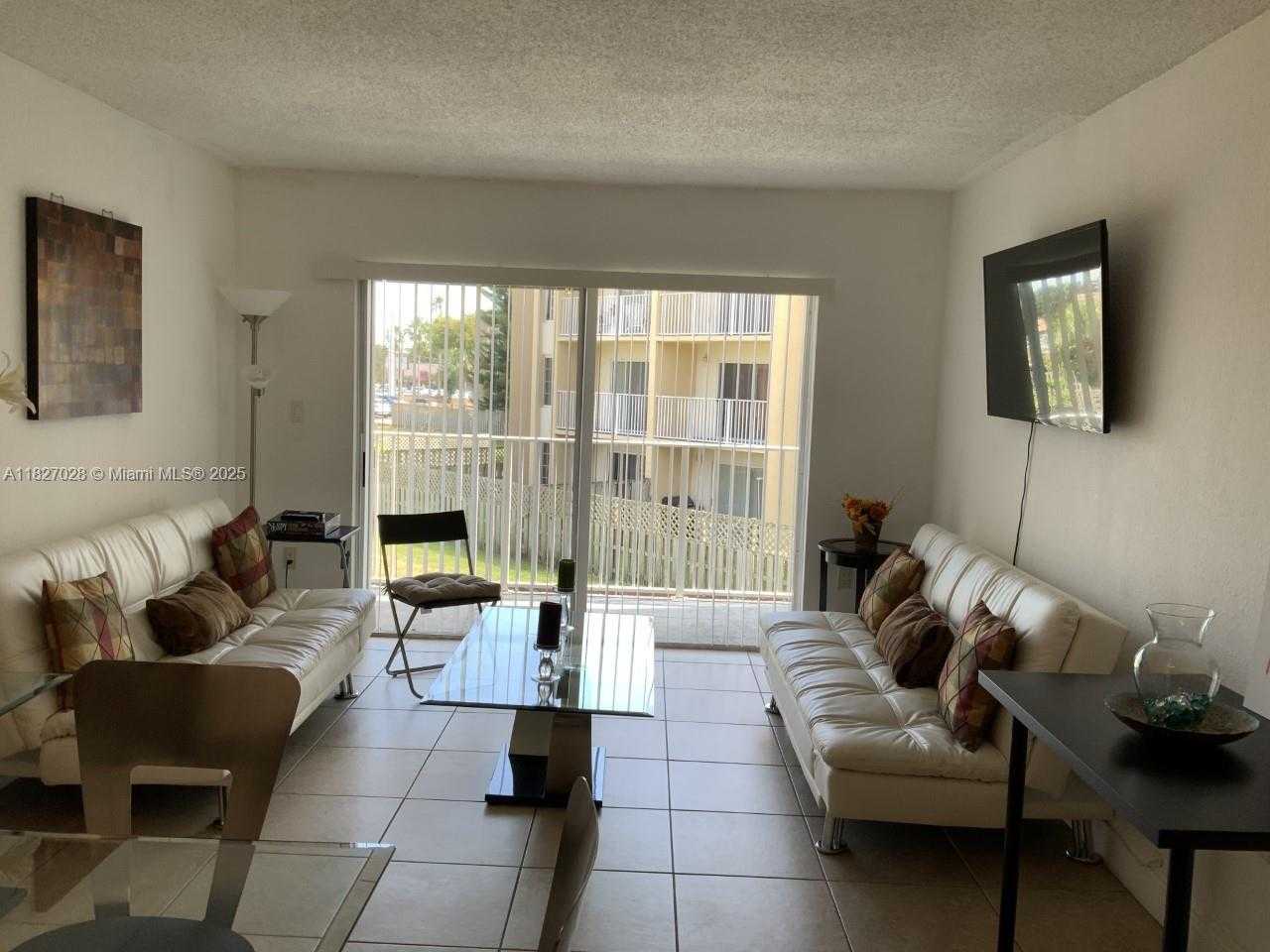 Small Image of 4920 79TH AVE #204, Doral Number 8