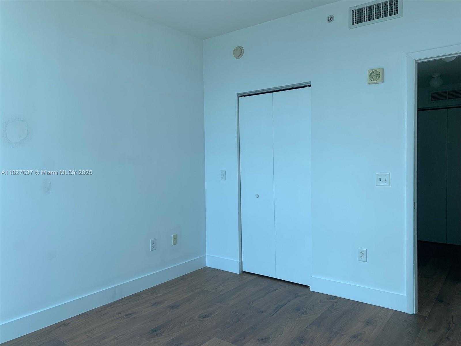 Small Image of 3131 NORTH EAST 188TH ST #2-909, Aventura Number 12