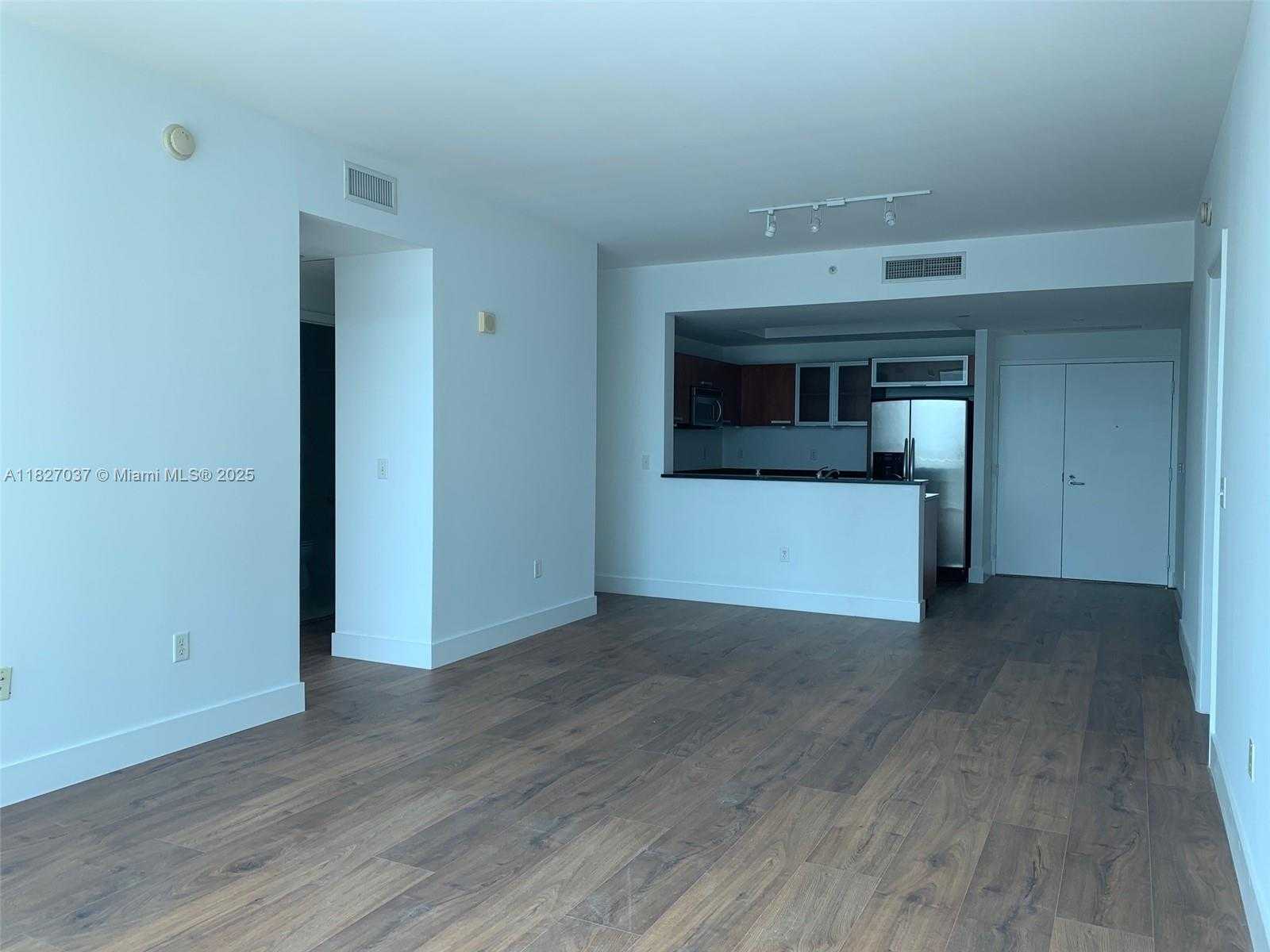 Small Image of 3131 NORTH EAST 188TH ST #2-909, Aventura Number 5