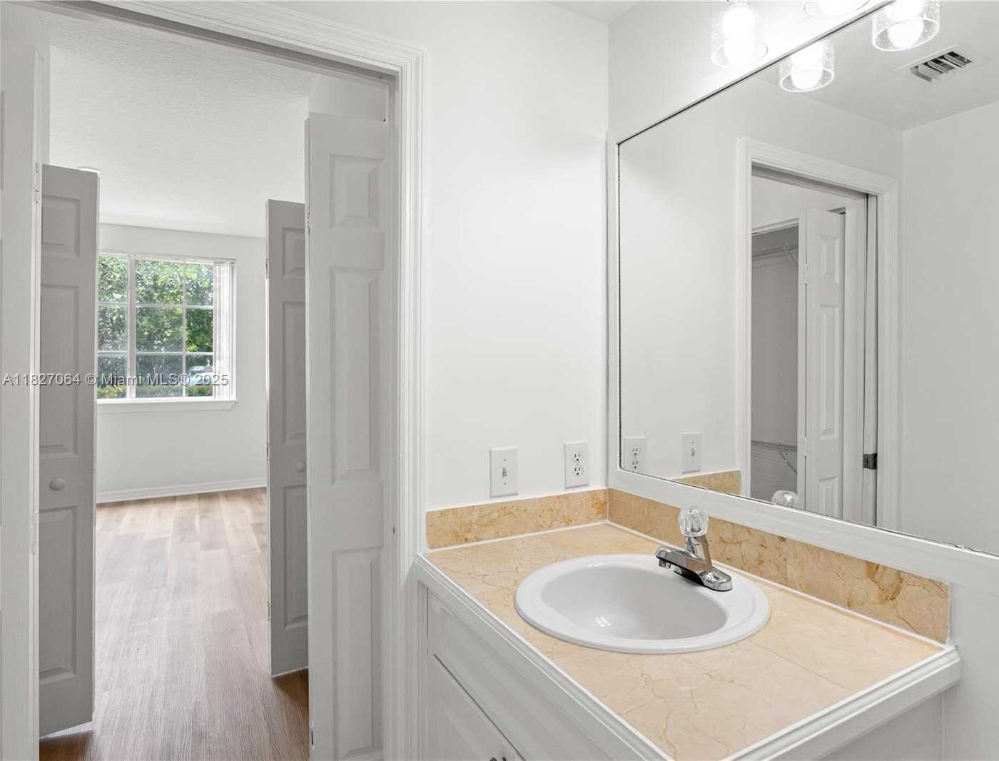 Small Image of 6851 SOUTH WEST 44TH ST #302, Miami Number 10