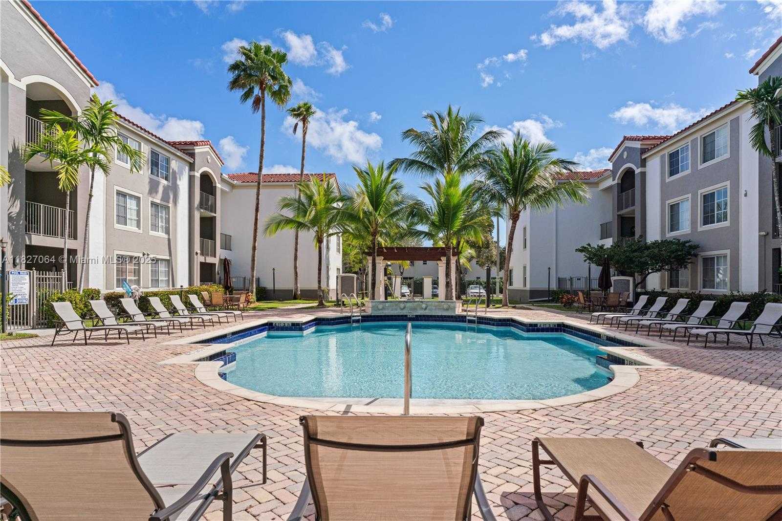 Small Image of 6851 SOUTH WEST 44TH ST #302, Miami Number 19