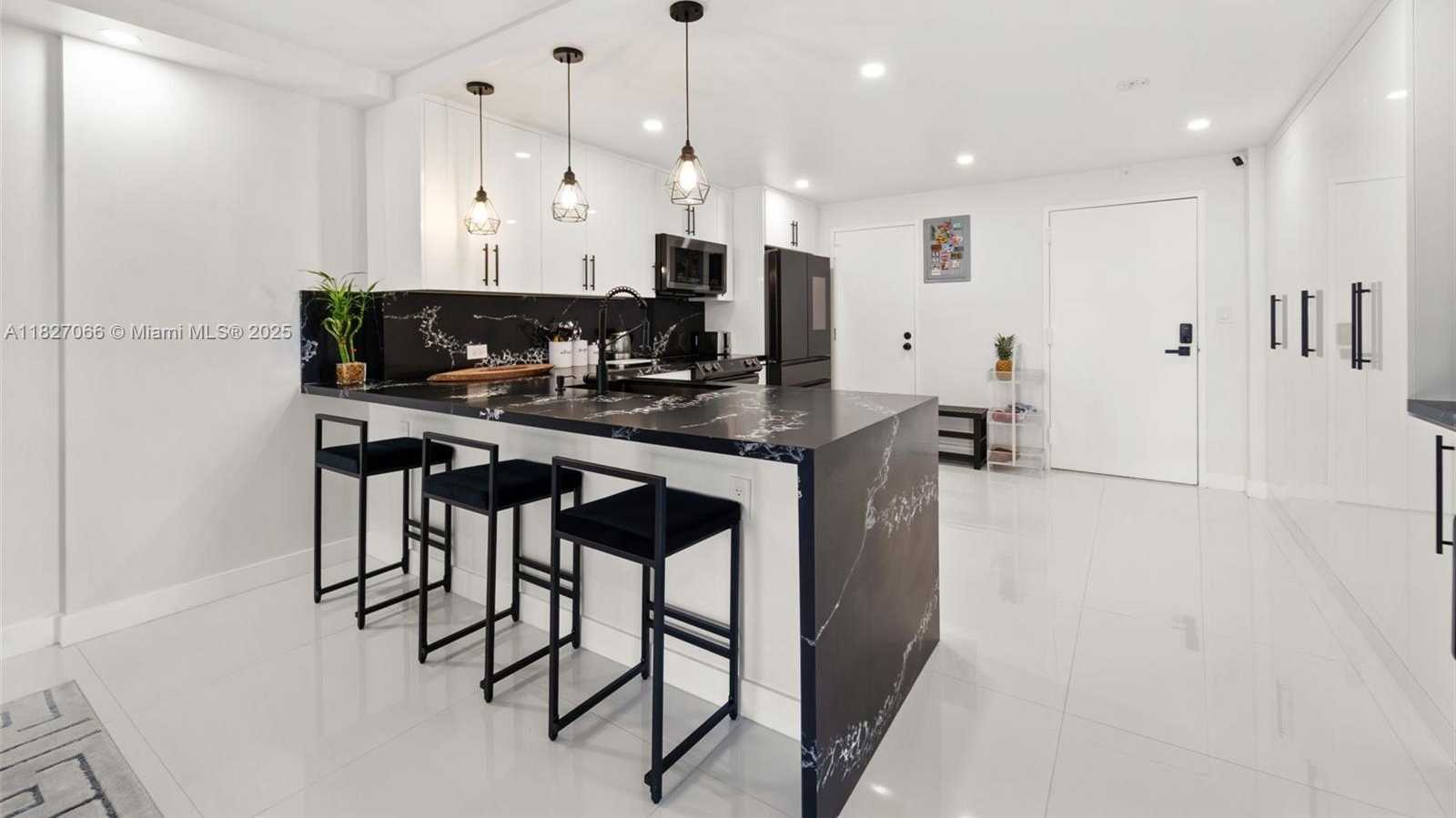 Small Image of 1050 93RD ST #7H, Bay Harbor Islands Number 2
