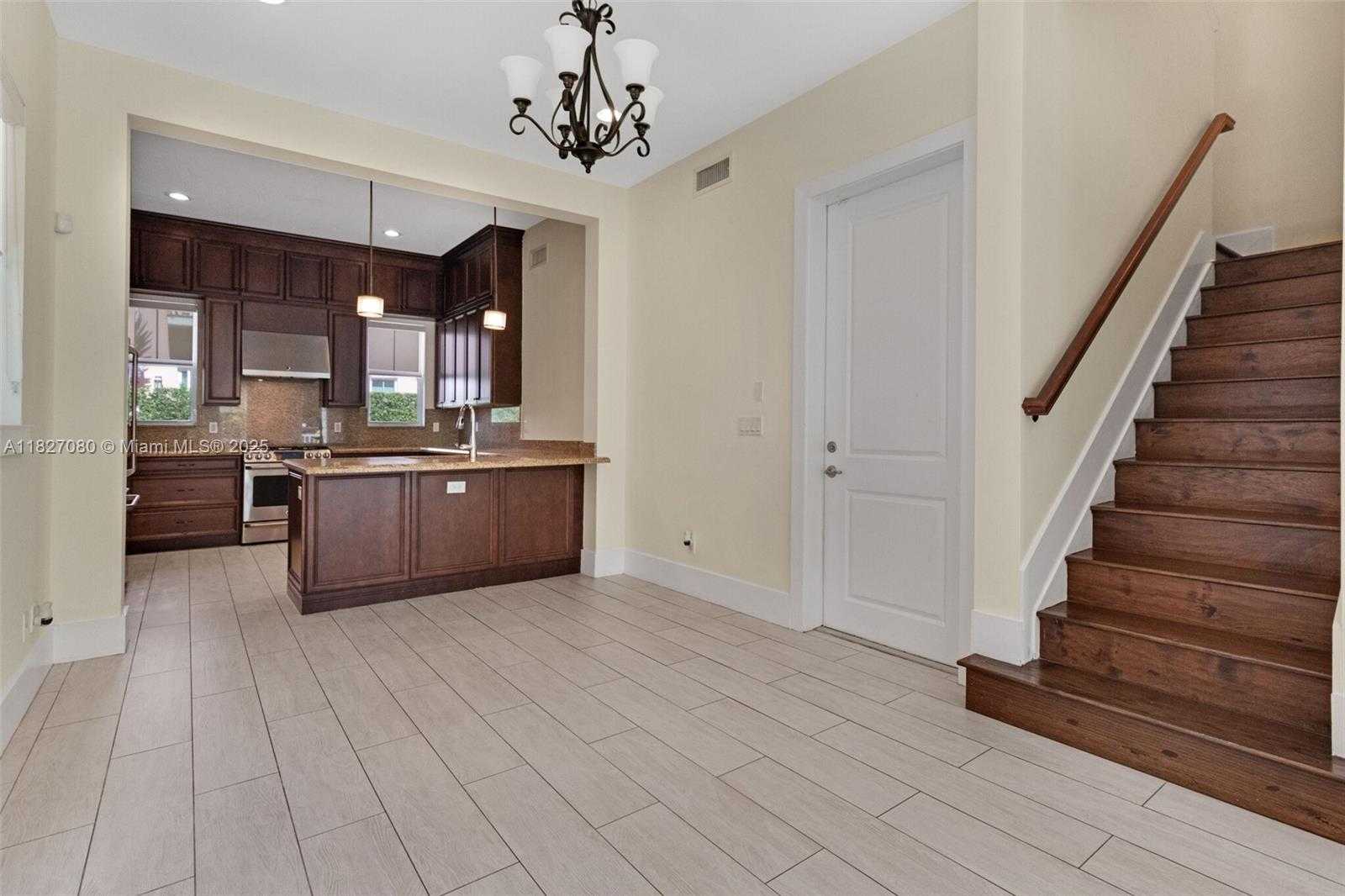 Small Image of 1749 NORTH EAST 9TH ST, Fort Lauderdale Number 11