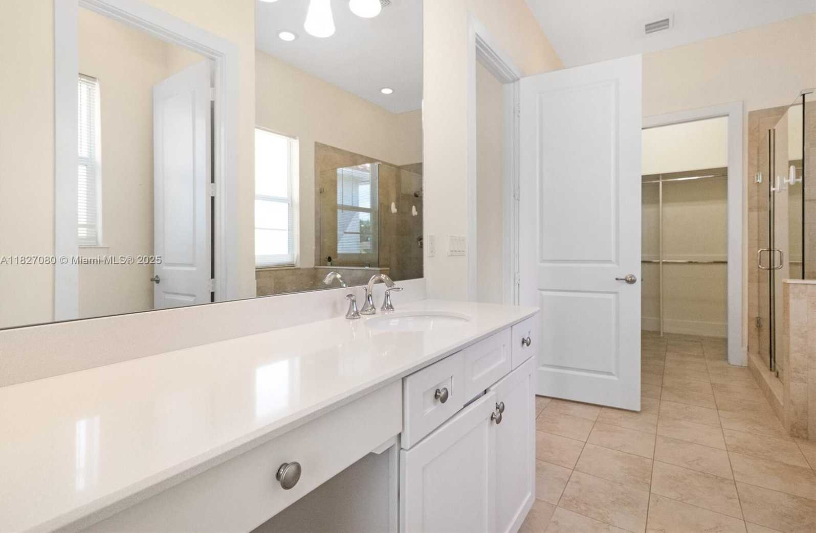 Small Image of 1749 NORTH EAST 9TH ST, Fort Lauderdale Number 21