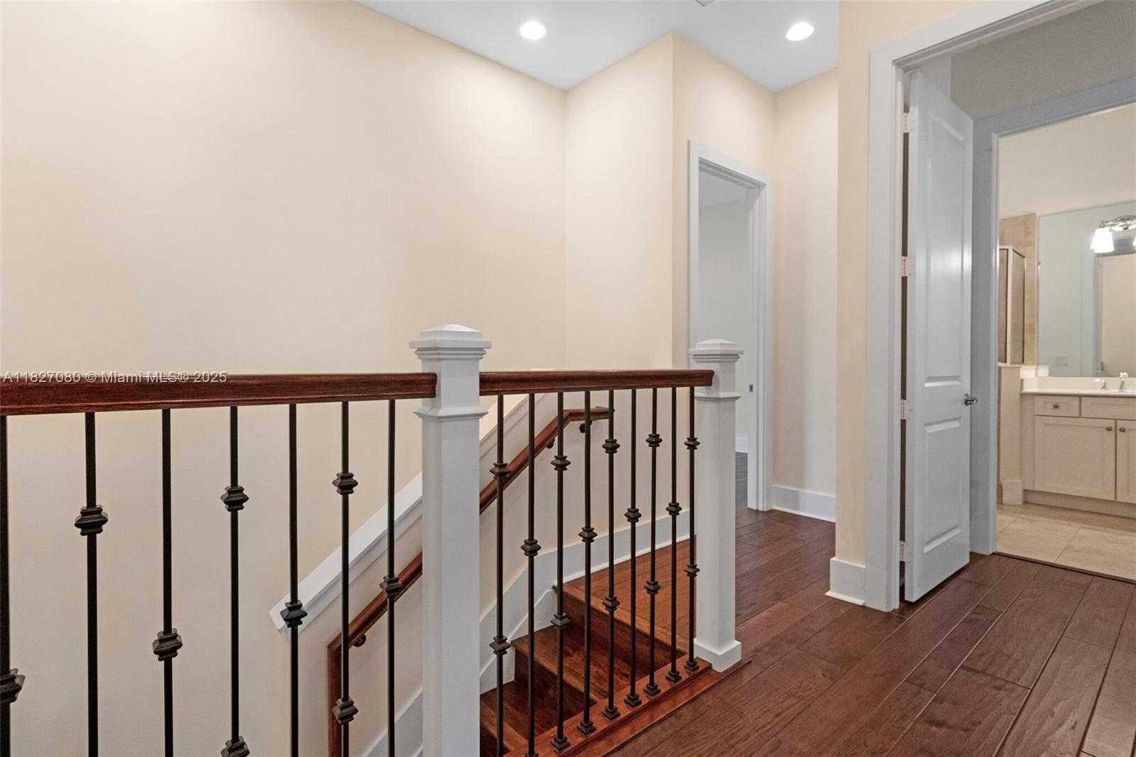 Small Image of 1749 NORTH EAST 9TH ST, Fort Lauderdale Number 23