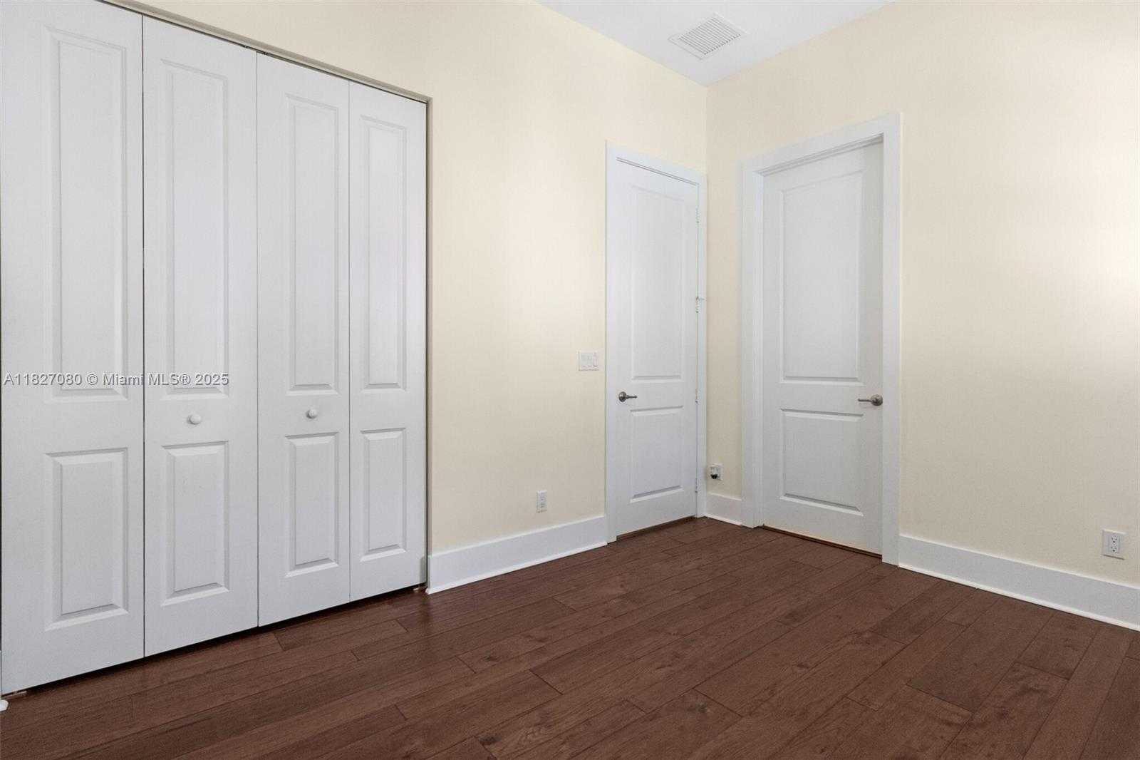 Small Image of 1749 NORTH EAST 9TH ST, Fort Lauderdale Number 30