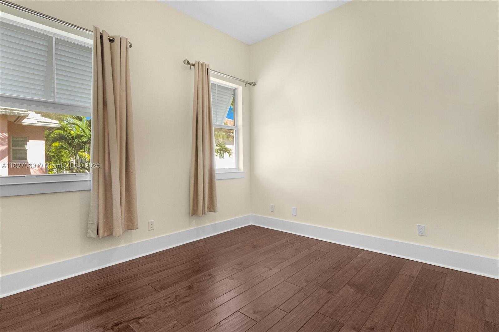Small Image of 1749 NORTH EAST 9TH ST, Fort Lauderdale Number 32