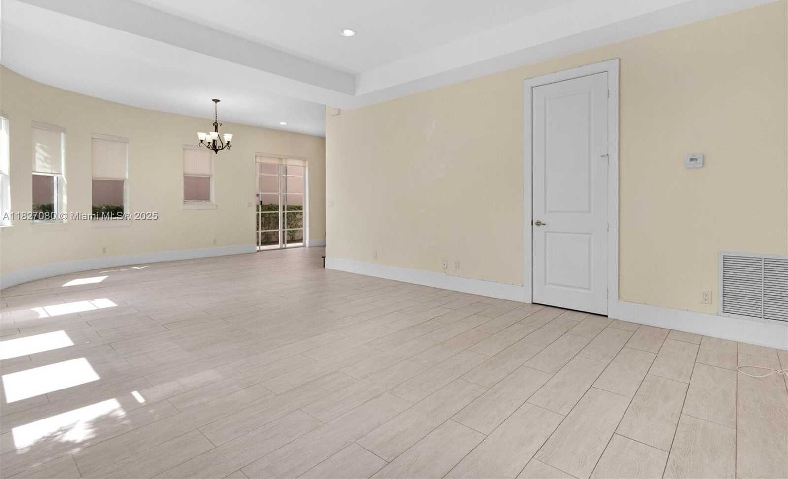 Small Image of 1749 NORTH EAST 9TH ST, Fort Lauderdale Number 4