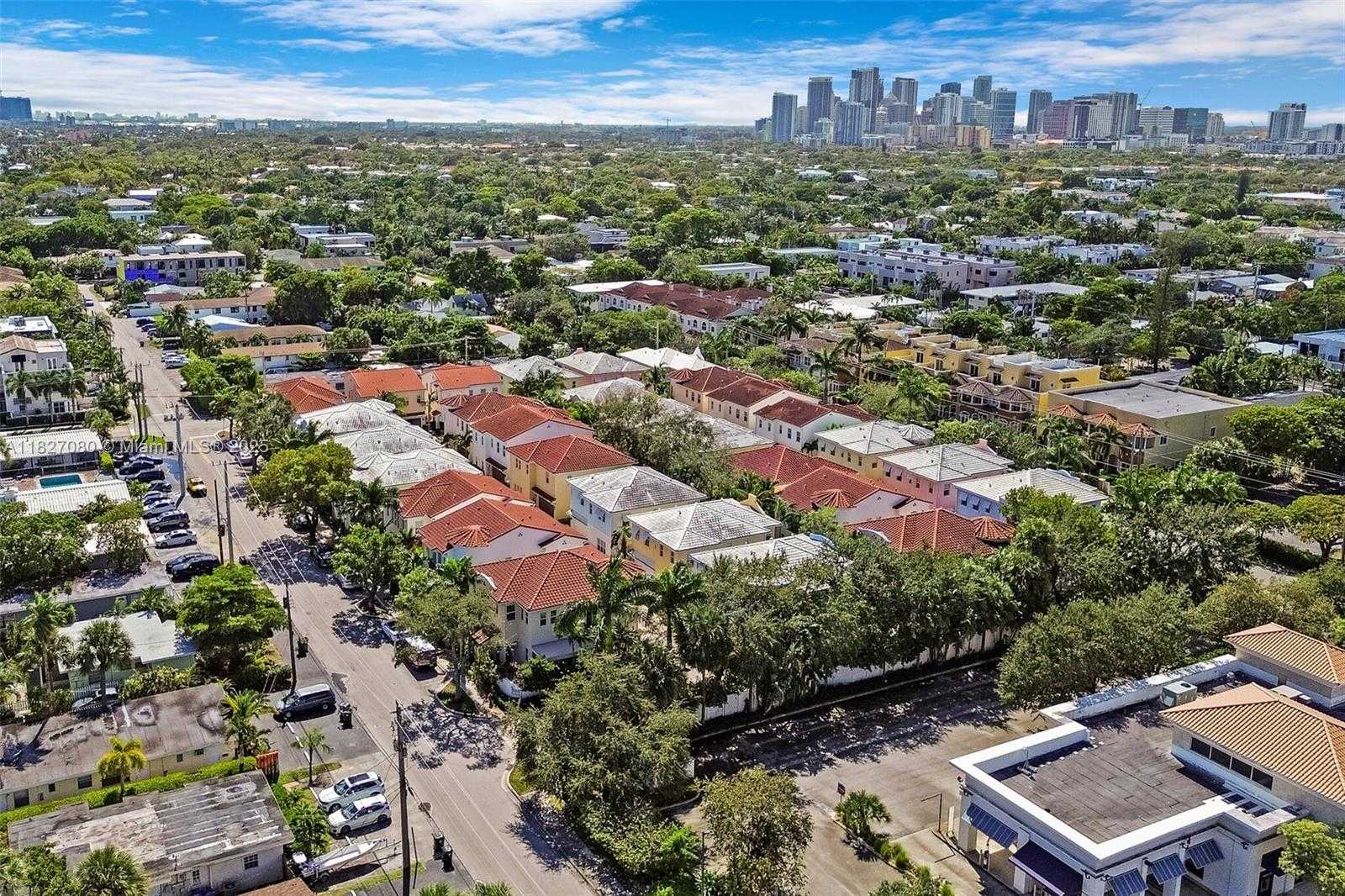 Small Image of 1749 NORTH EAST 9TH ST, Fort Lauderdale Number 42