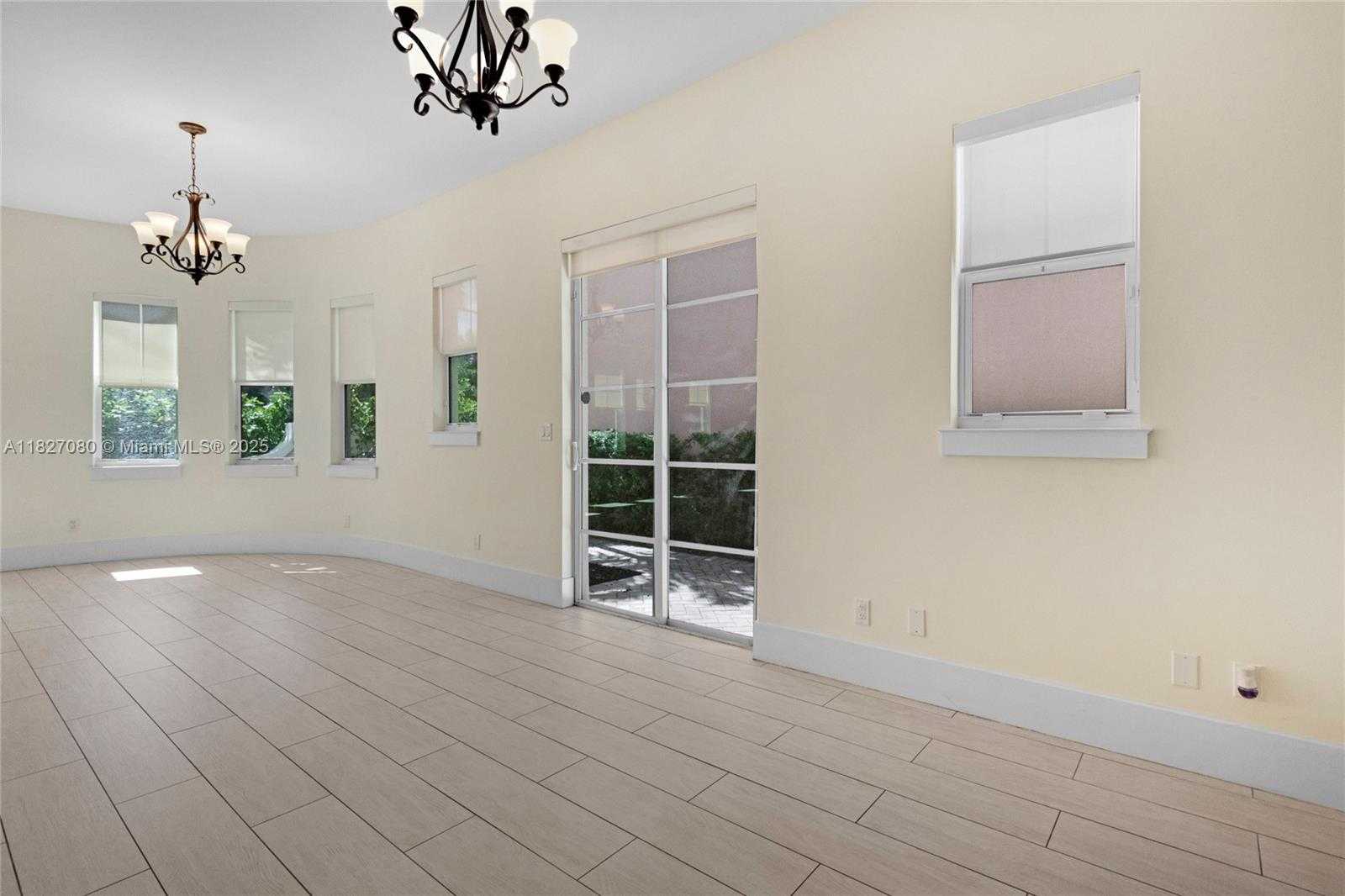 Small Image of 1749 NORTH EAST 9TH ST, Fort Lauderdale Number 6