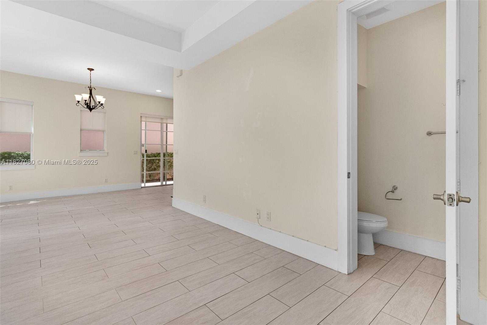 Small Image of 1749 NORTH EAST 9TH ST, Fort Lauderdale Number 8